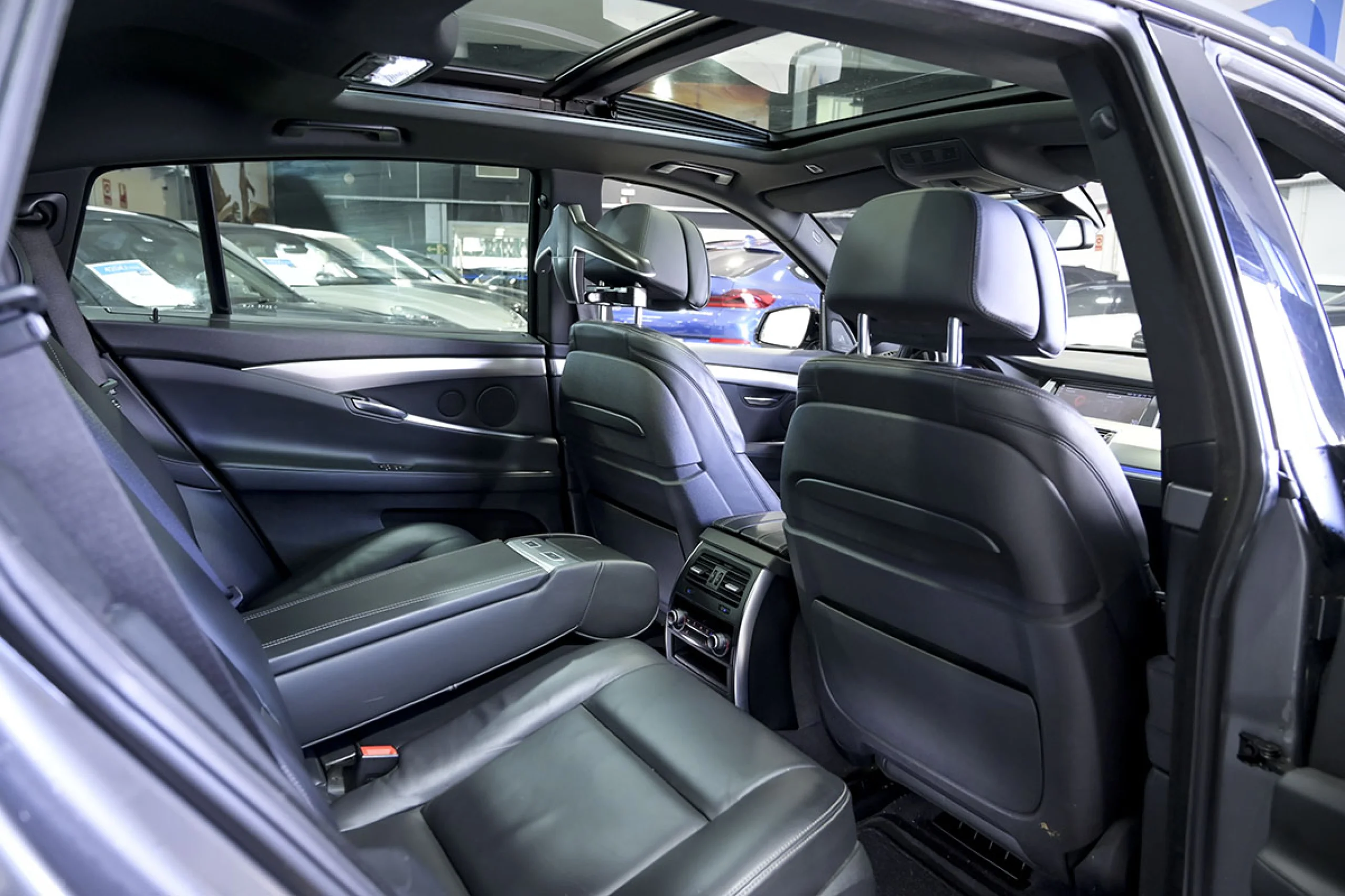 BMW 535 Serie 5 535d xDrive Gran Turismo - Foto 14