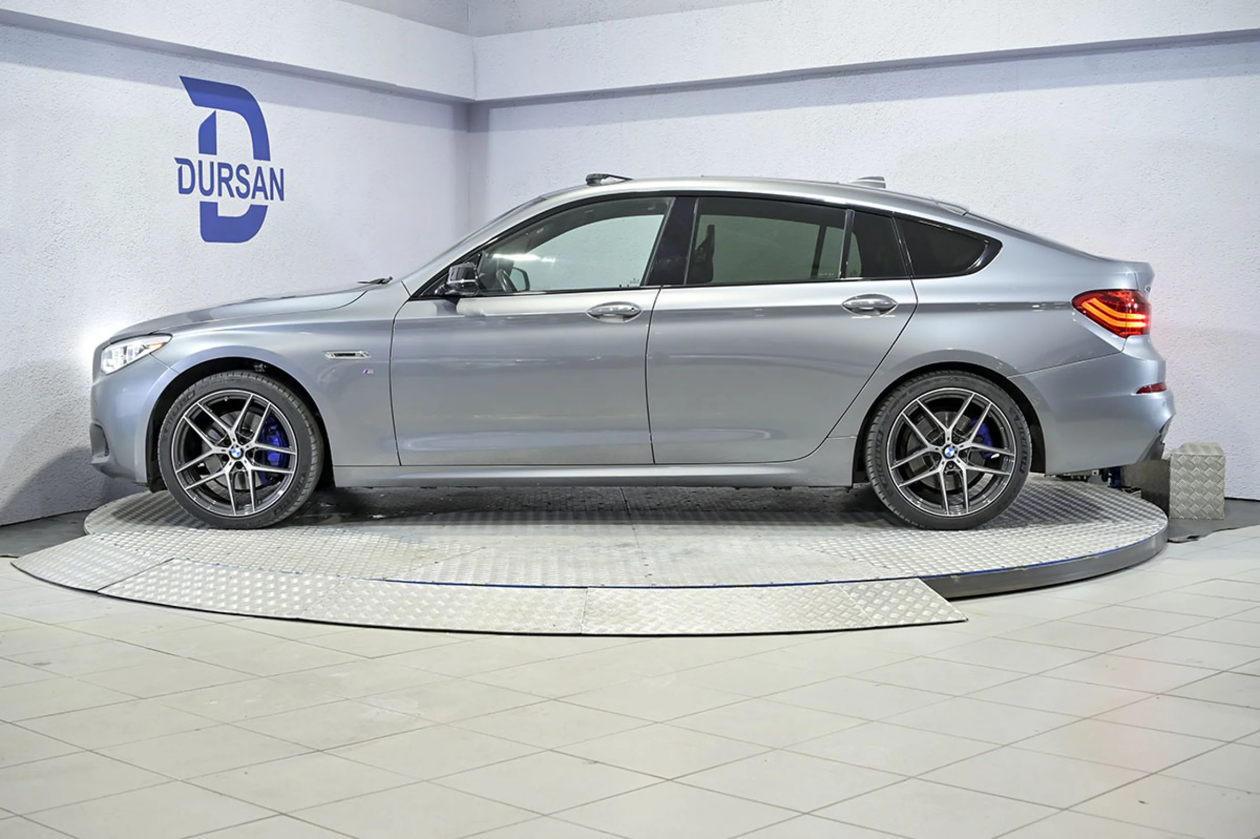 BMW 535 Serie 5 535d xDrive Gran Turismo - Foto 18