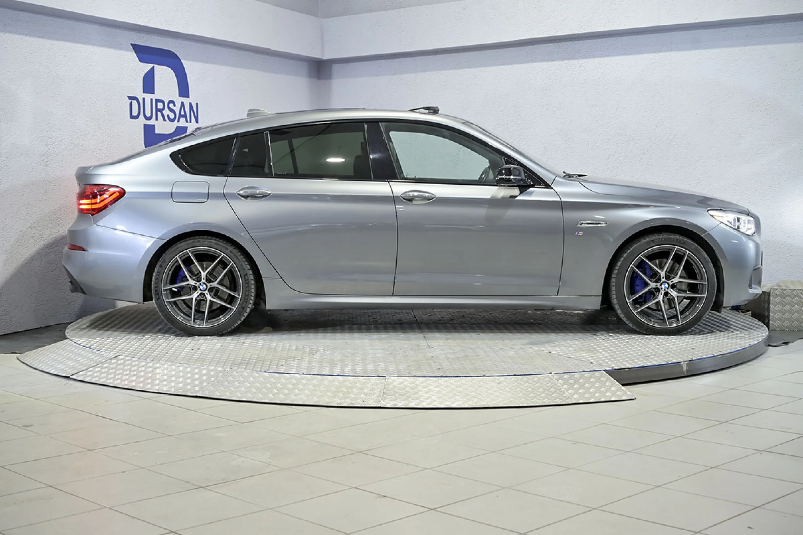 BMW 535 Serie 5 535d xDrive Gran Turismo - Foto 19
