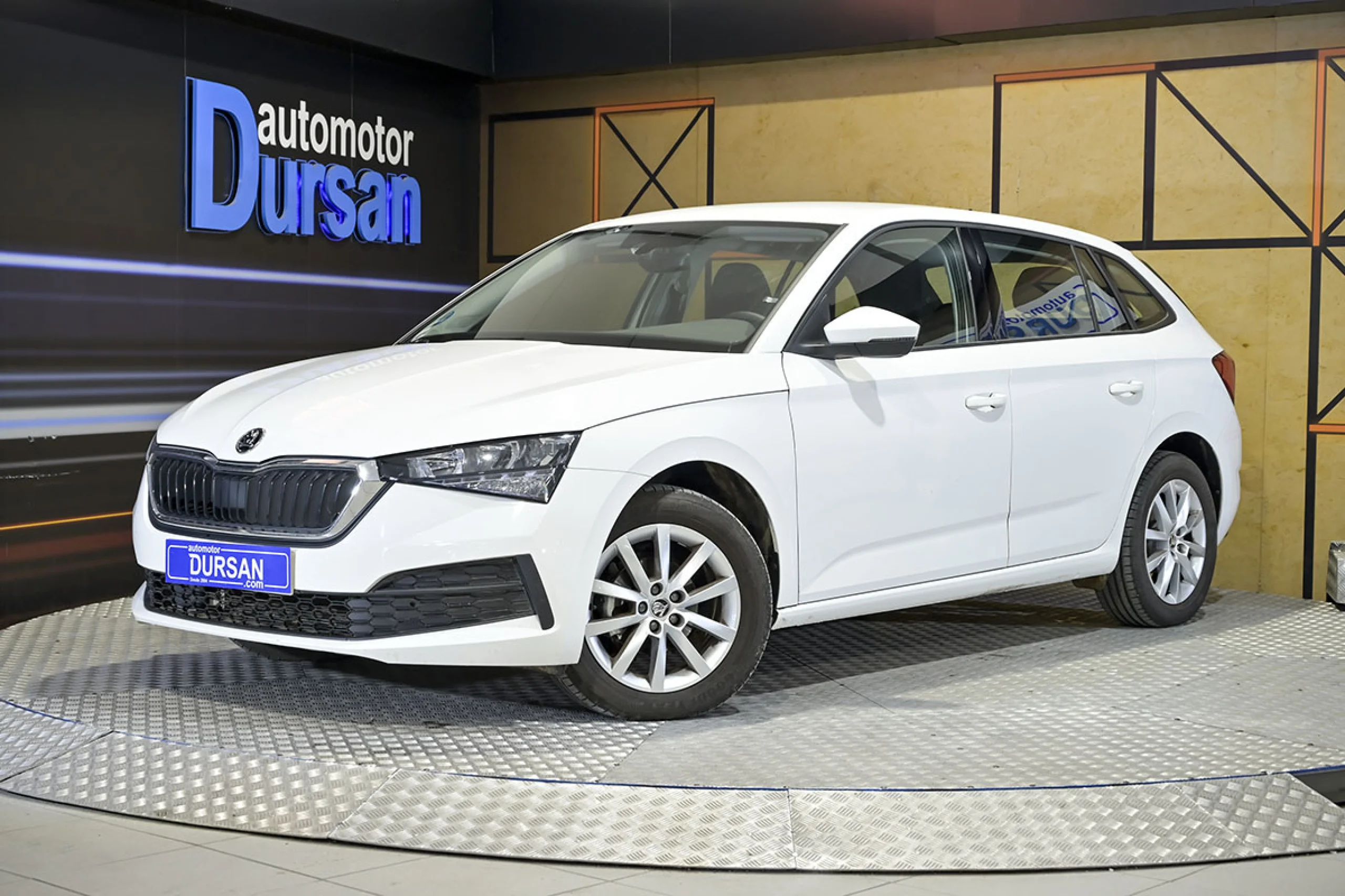 Skoda Scala 1.0 TGI 66KW 90CV Active - Foto 1