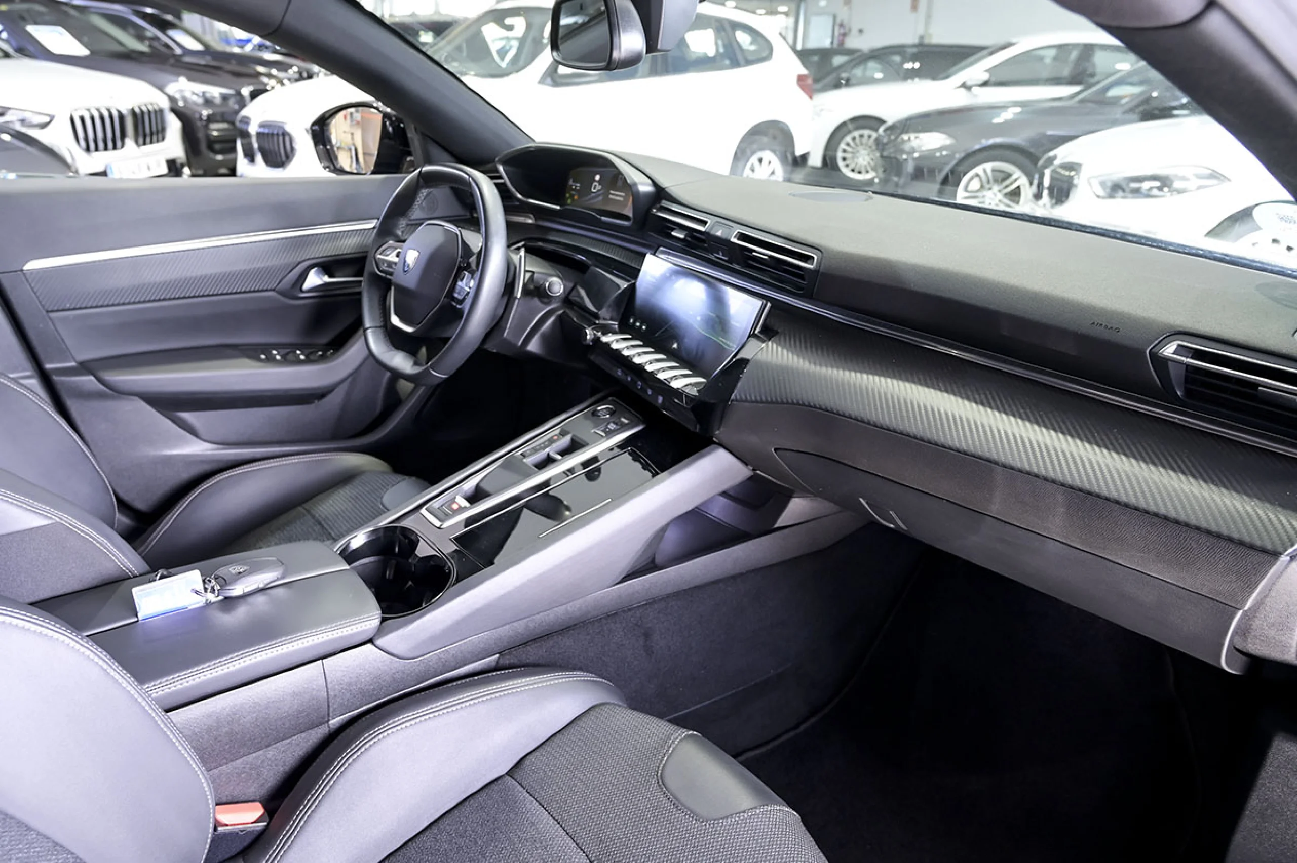 Peugeot 508 5P Allure Pack PureTech 130 SS EAT8 - Foto 33