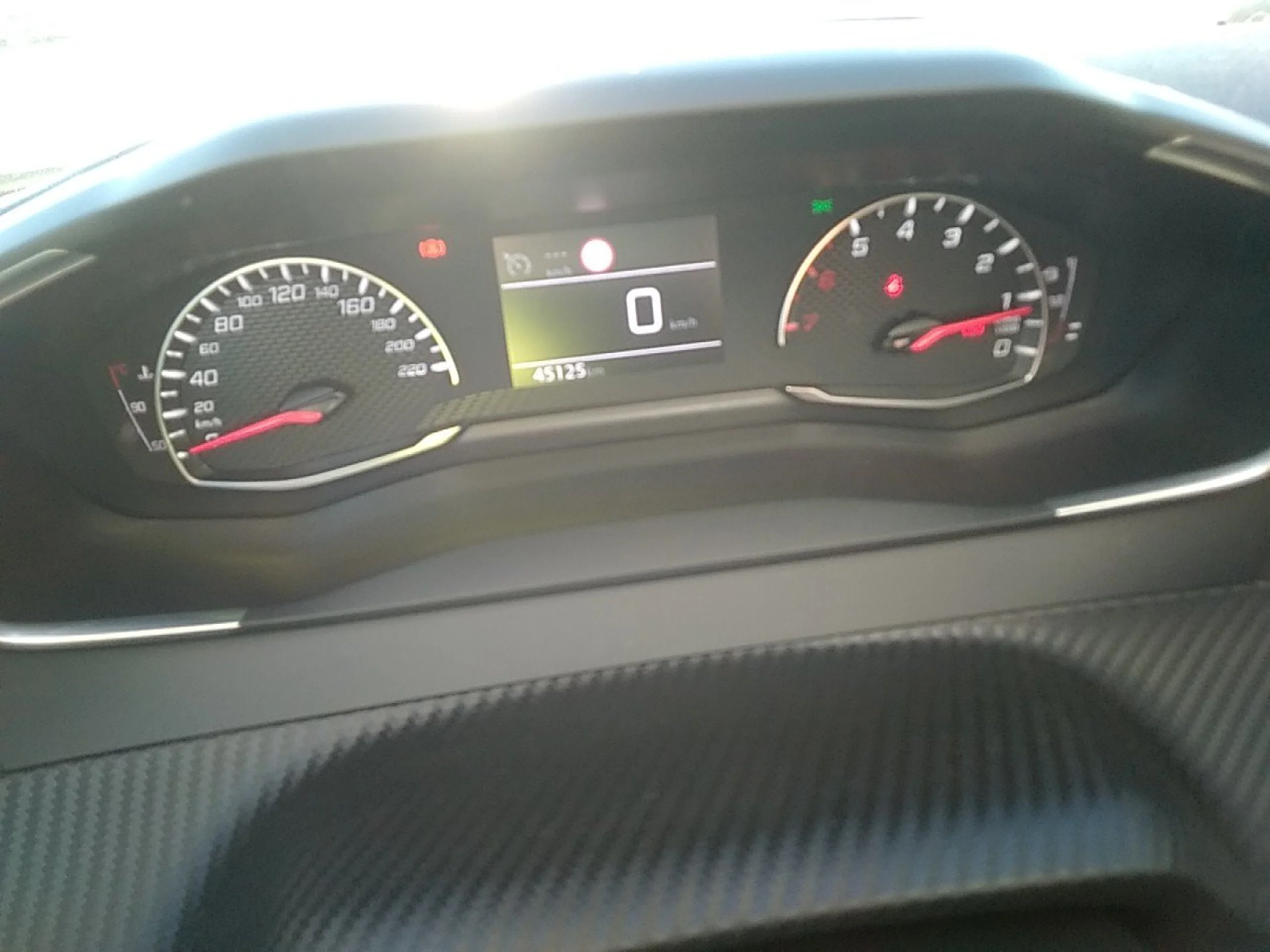 Peugeot 2008 Active Pack BlueHDI 81kW (110CV) - Foto 8