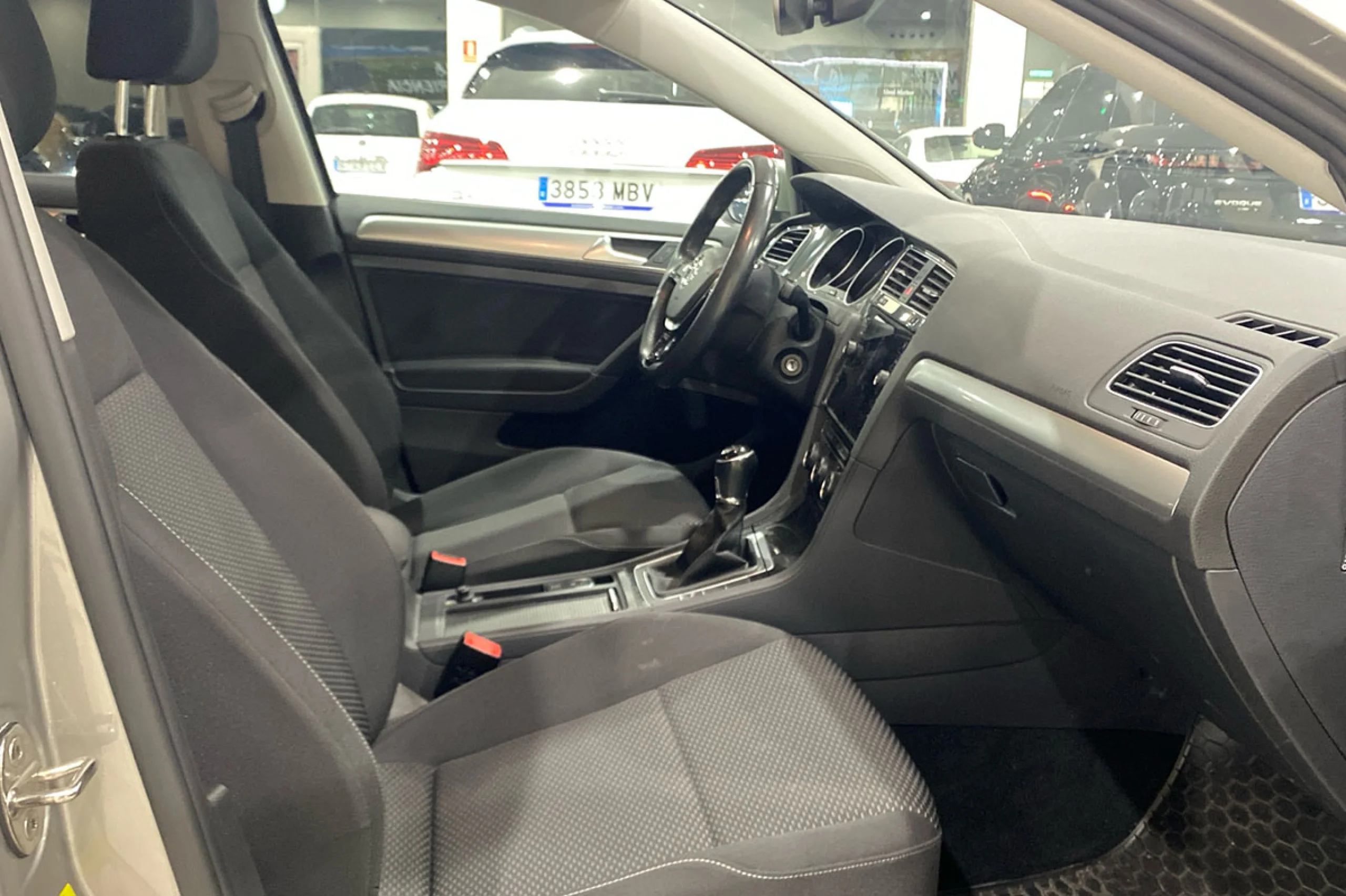 Volkswagen Golf Advance 1.5 TSI EVO 96kW 130CV - Foto 9
