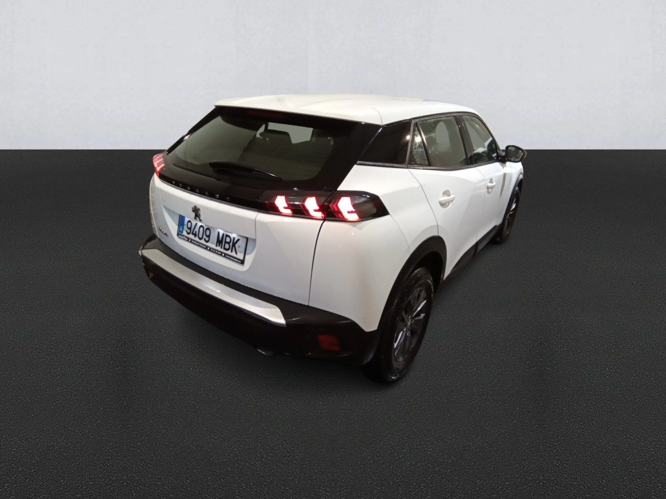 Peugeot 2008 Active Pack BlueHDI 130 S&amp;S EAT8 - Foto 4