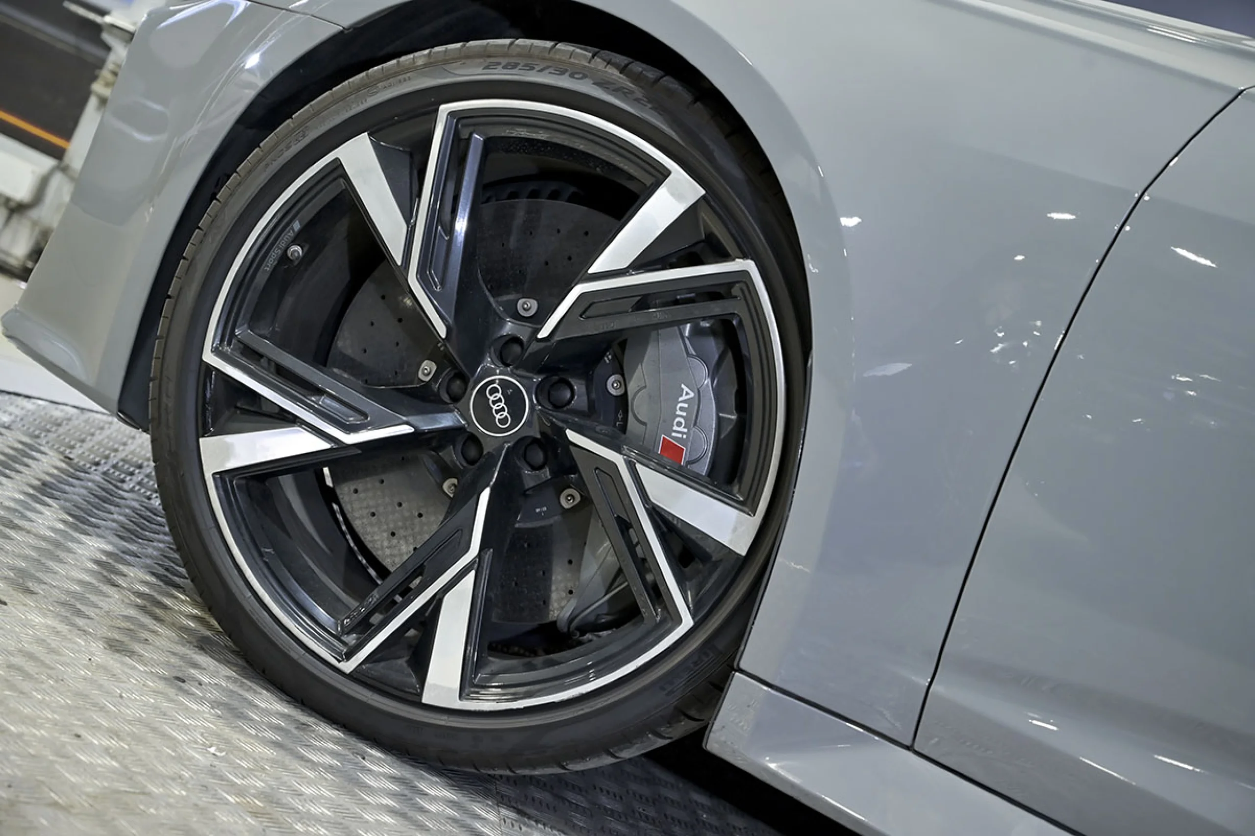 Audi RS6 A6 RS 6 Avant TFSI quattro 25 years - Foto 14