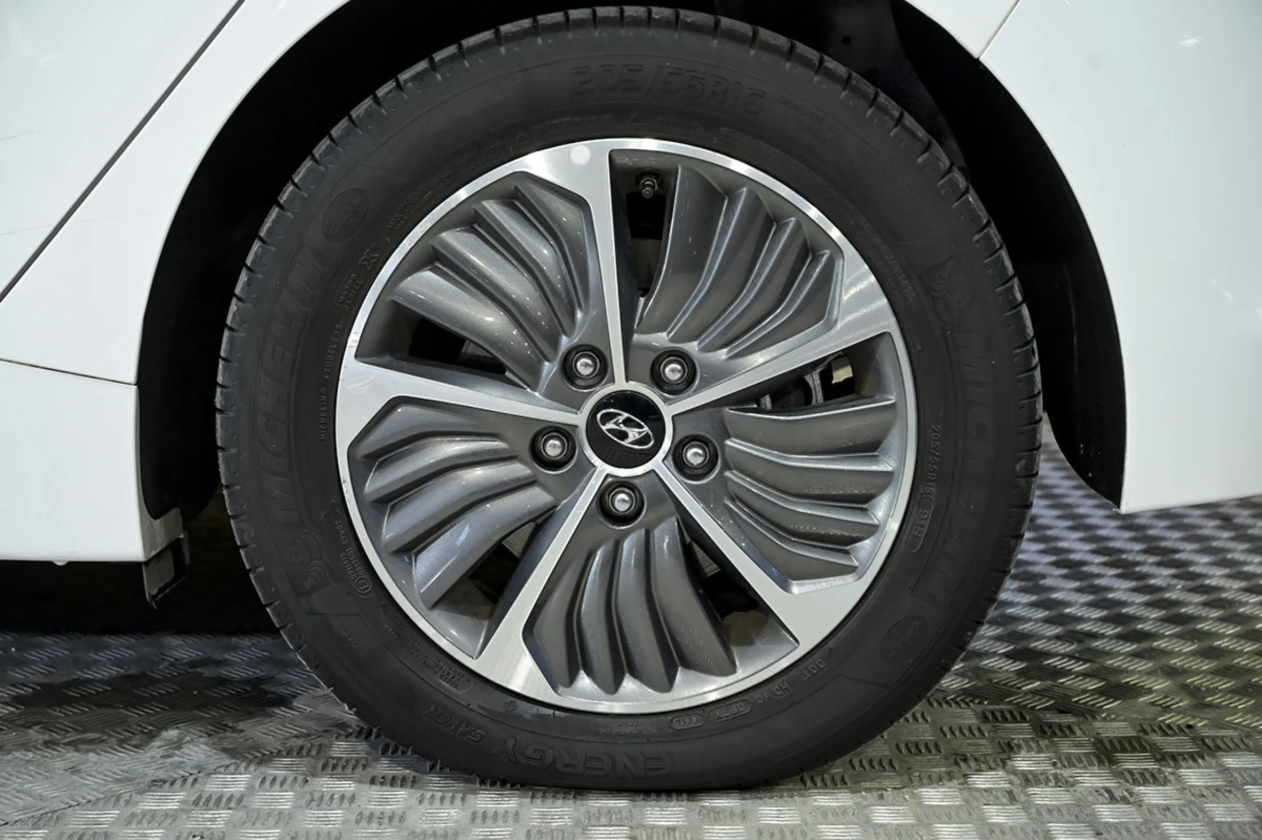 Hyundai Ioniq 1.6 GDI PHEV Klass DCT - Foto 15