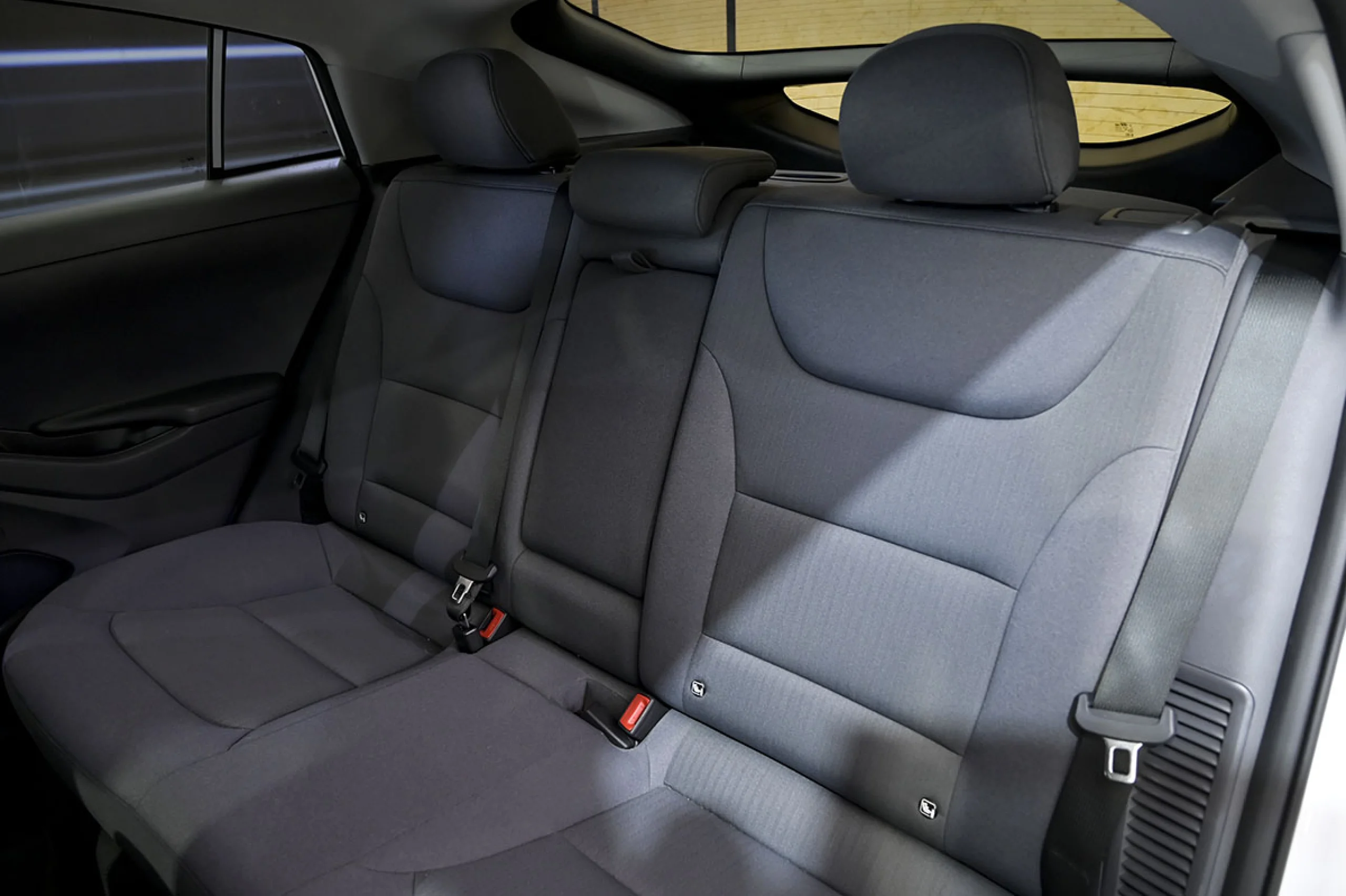 Hyundai Ioniq 1.6 GDI PHEV Klass DCT - Foto 18