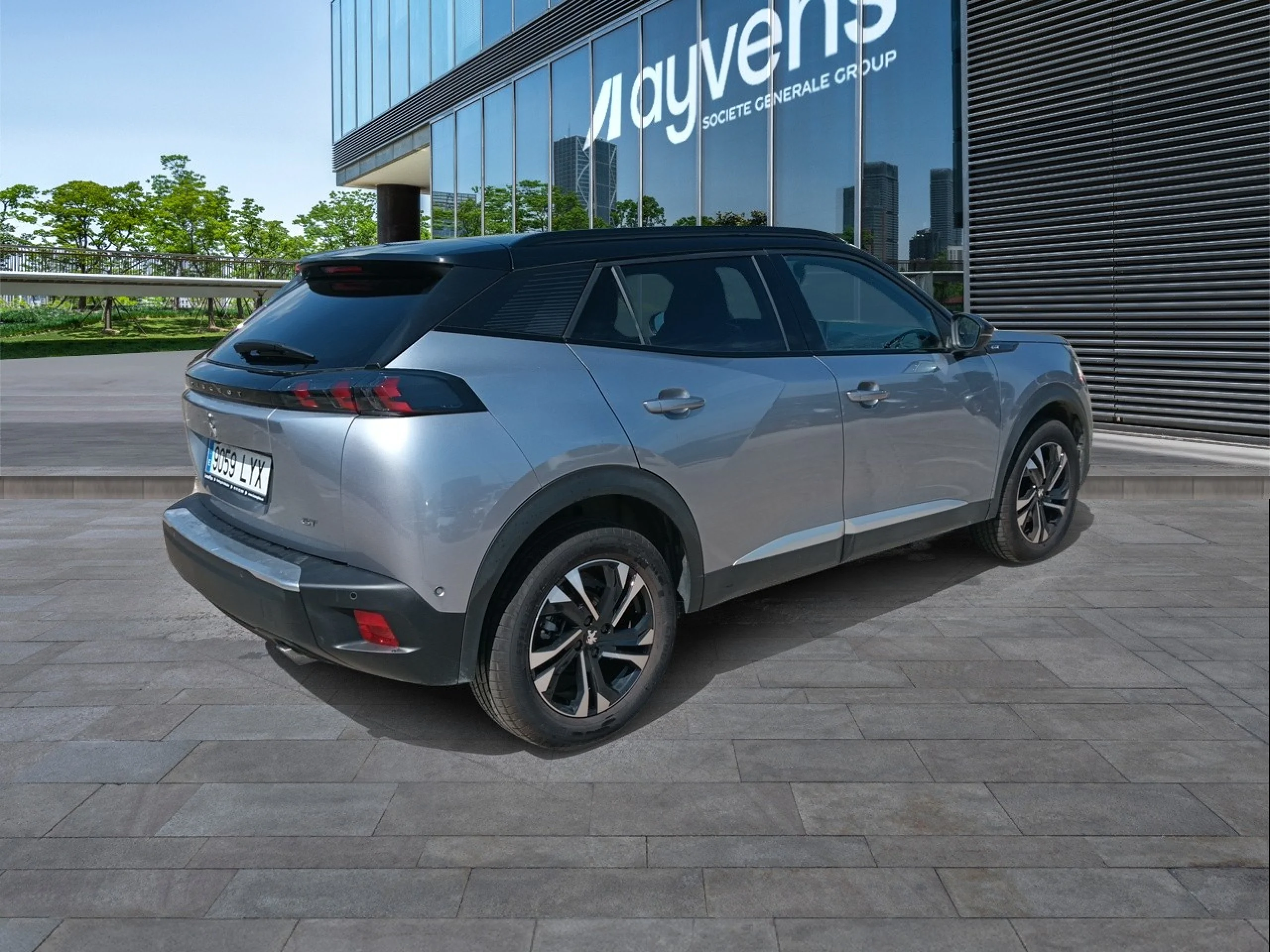 Peugeot 2008 GT BlueHDI 130 S&amp;S EAT8 - Foto 4