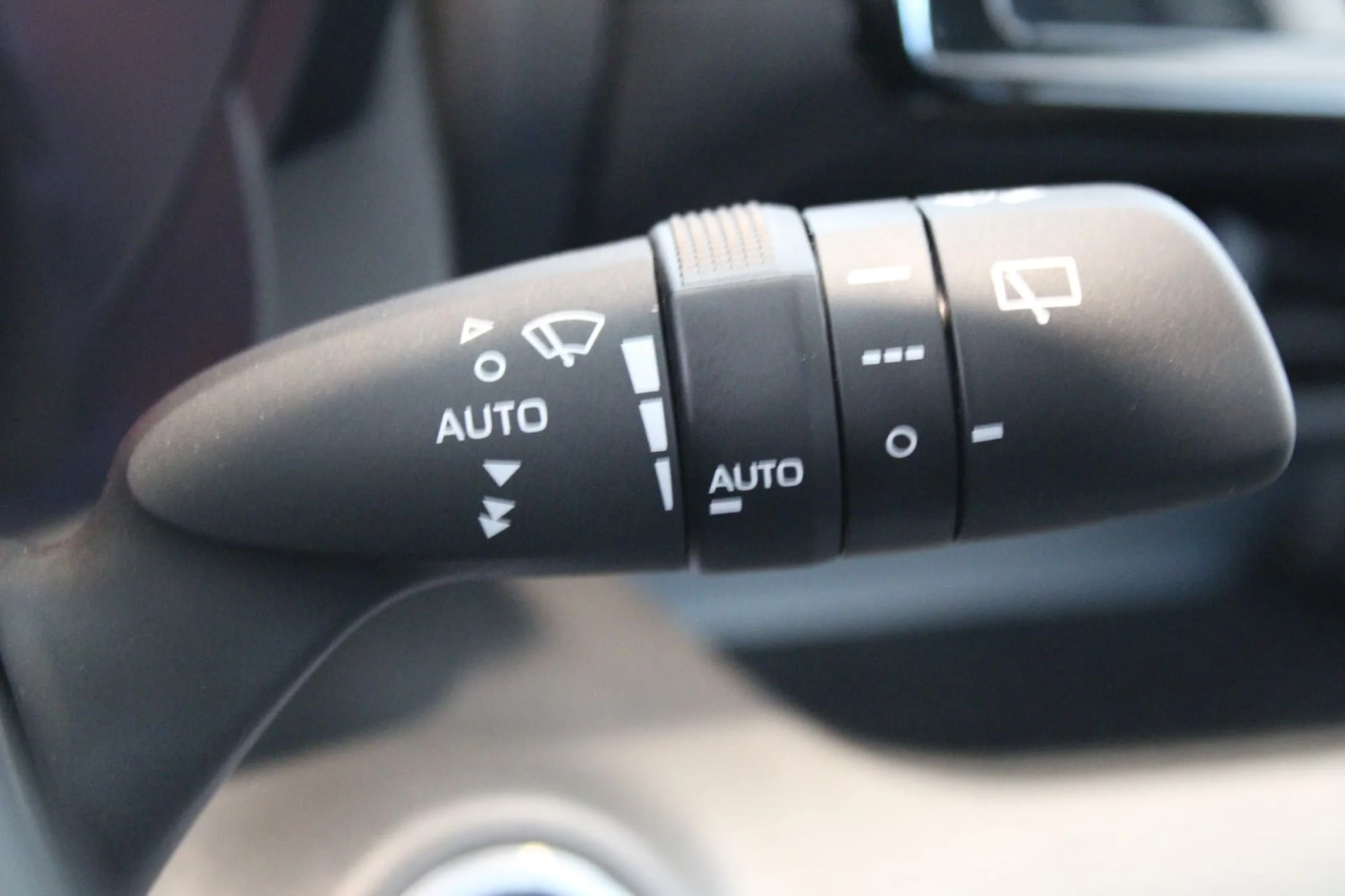 Toyota Yaris 1.5 120h Active Tech - Foto 10