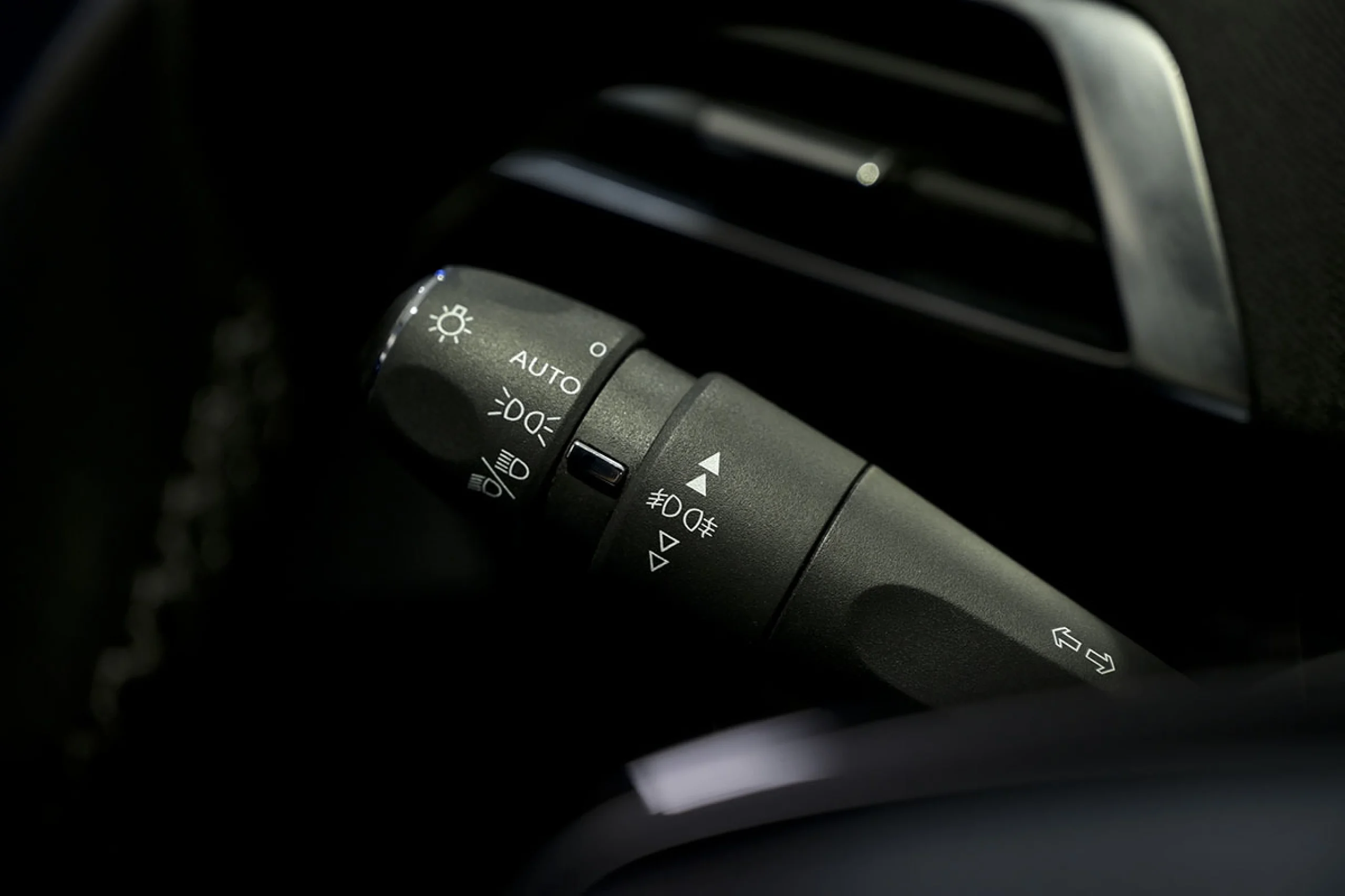 Peugeot 3008 1.5 BlueHDi 96kW 130CV SS Allure - Foto 23