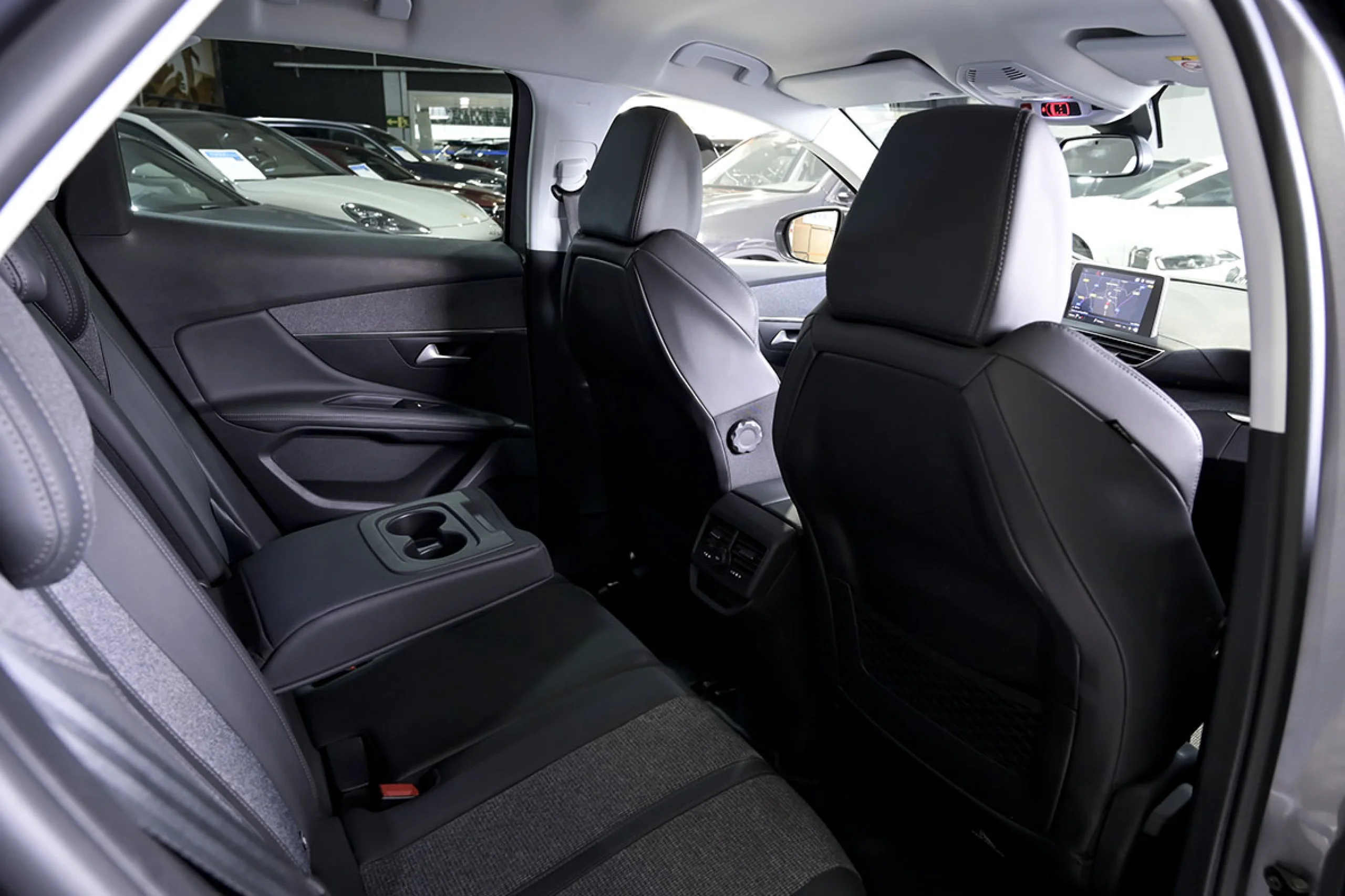 Peugeot 3008 1.5 BlueHDi 96kW 130CV SS Allure - Foto 15