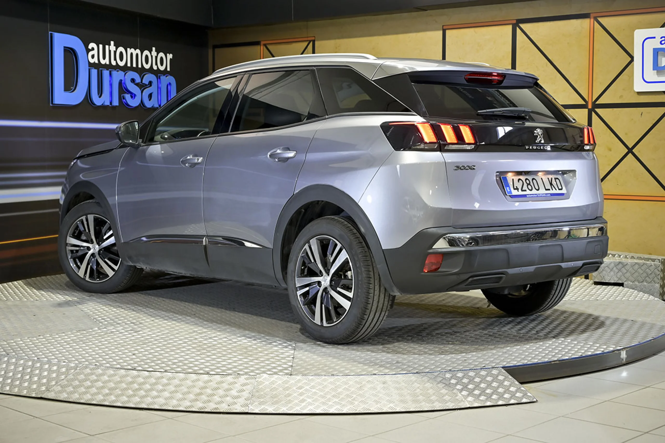 Peugeot 3008 1.5 BlueHDi 96kW 130CV SS Allure - Foto 4