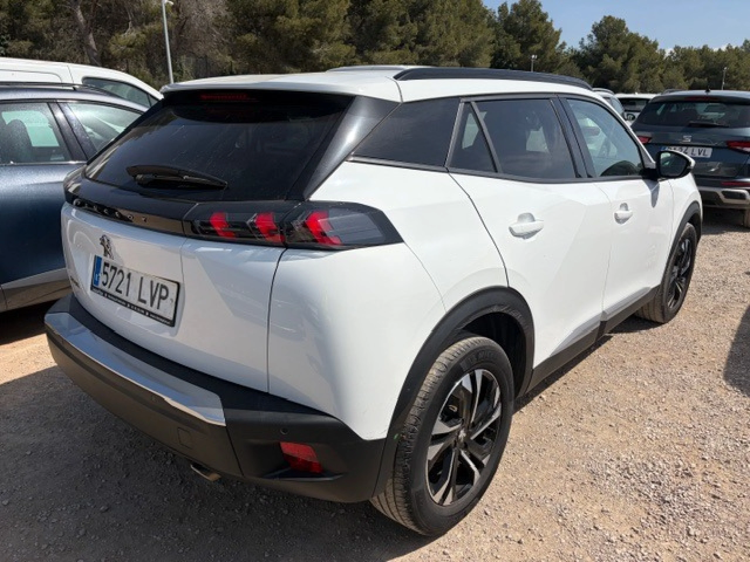 Peugeot 2008 Allure BlueHDI 81kW (110CV) - Foto 4