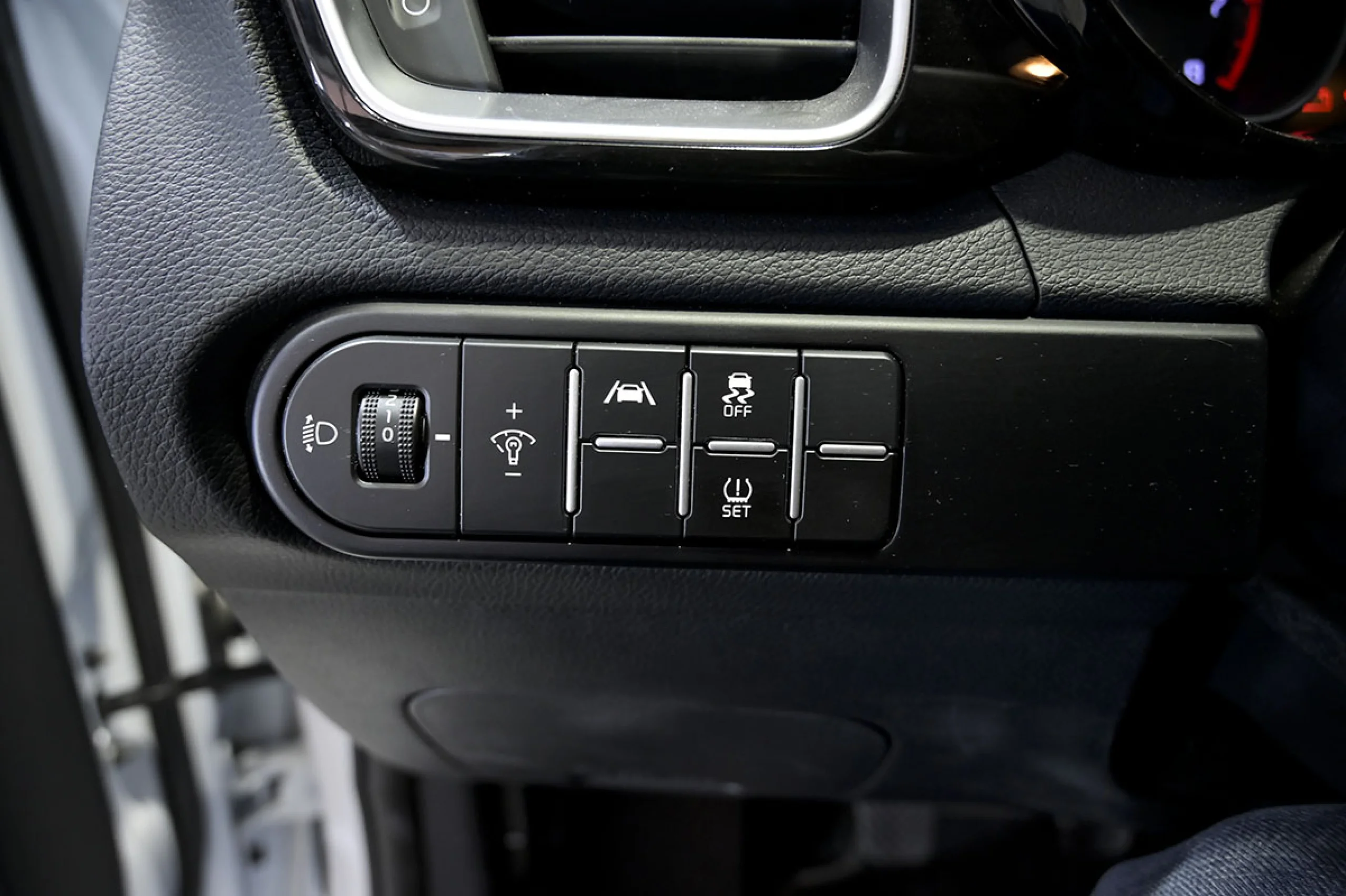 Kia Ceed cee d 1.0 TGDi 74kW 100CV Tech - Foto 24