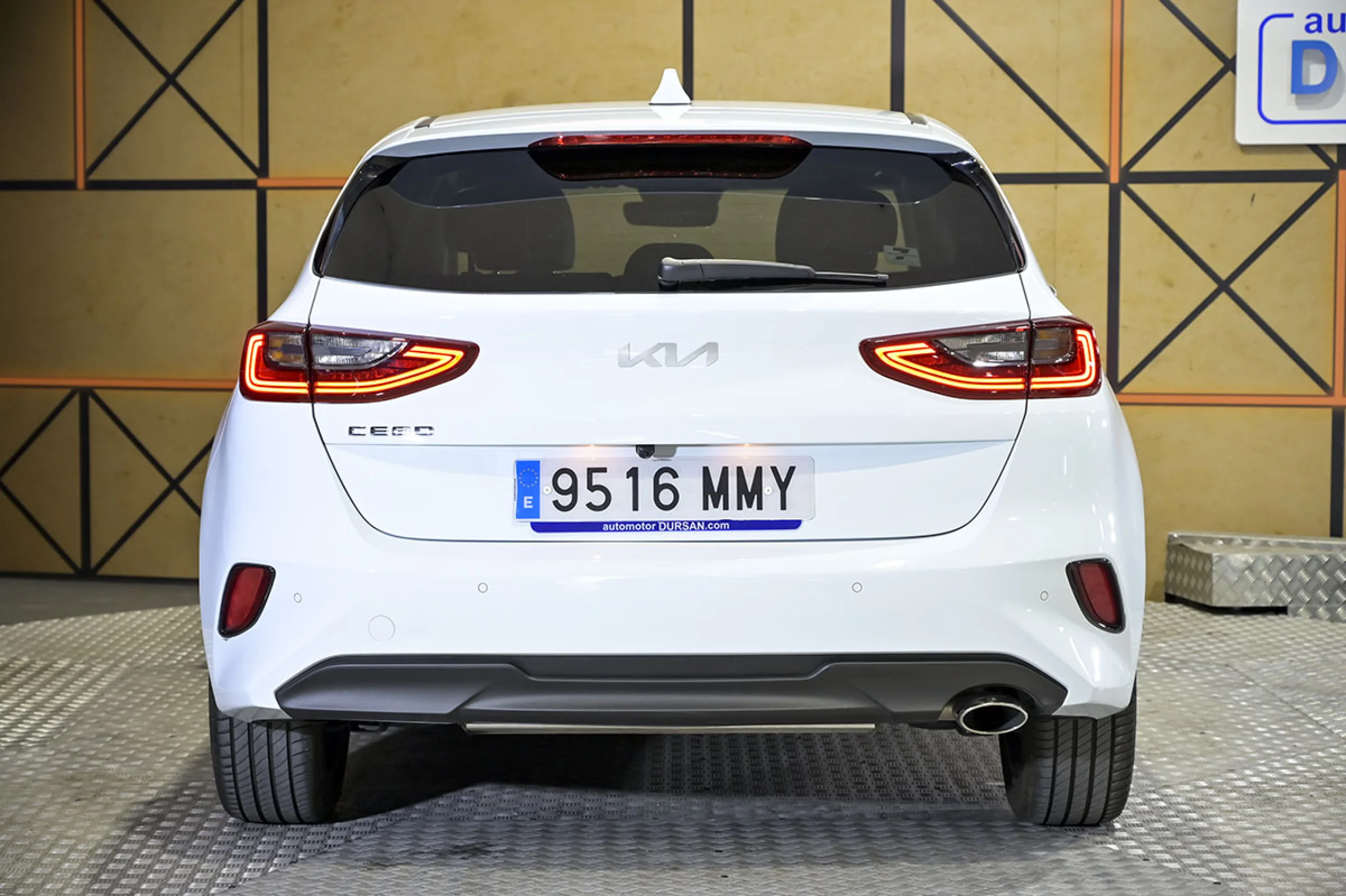 Kia Ceed cee d 1.0 TGDi 74kW 100CV Tech - Foto 11