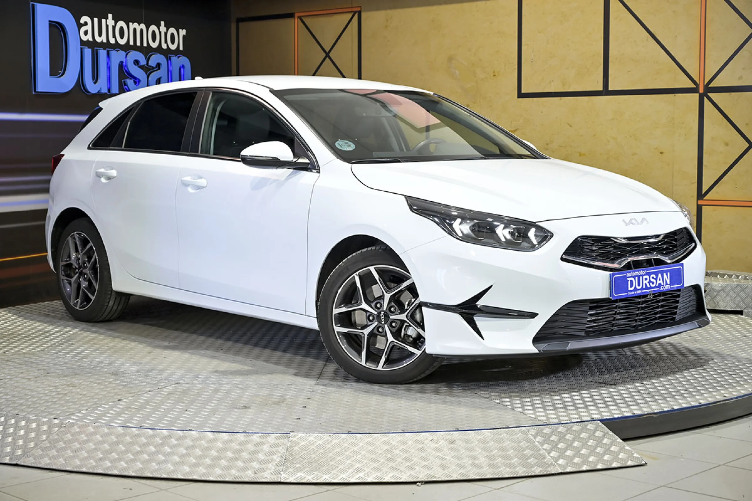 Kia Ceed cee d 1.0 TGDi 74kW 100CV Tech - Foto 3