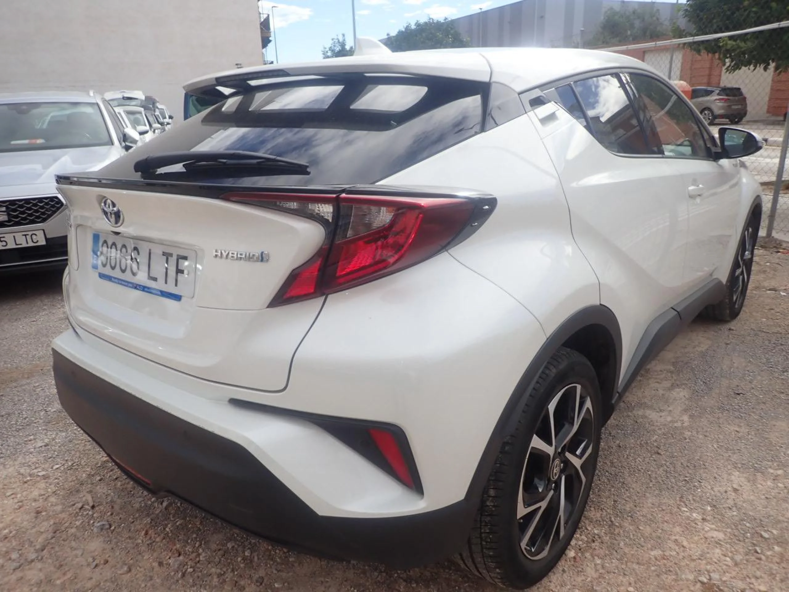Toyota C-HR 1.8 125H Advance - Foto 3