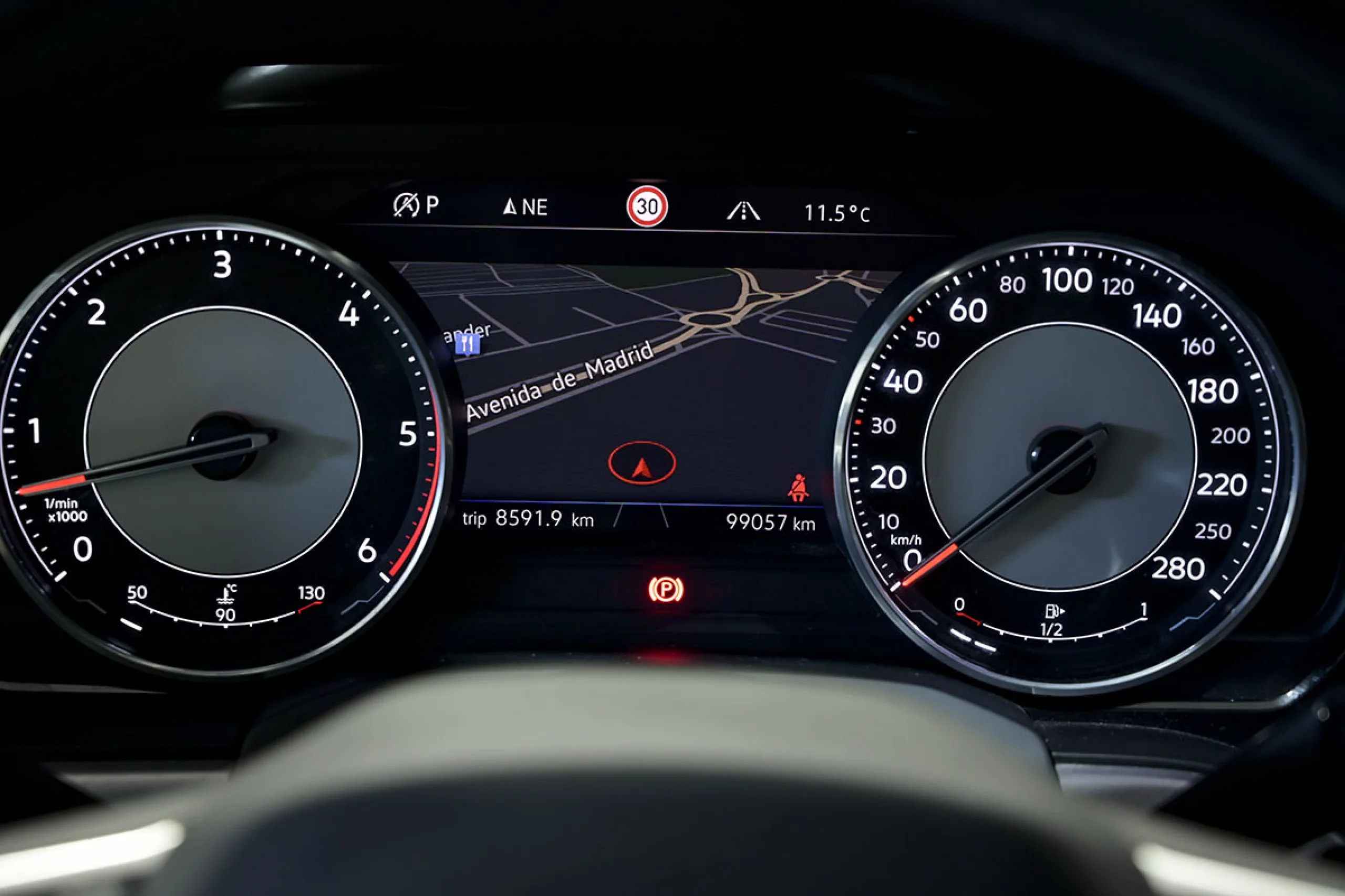 Volkswagen Touareg Prem Eleg 3.0 V6 TDI 210kW Tip 4M - Foto 7