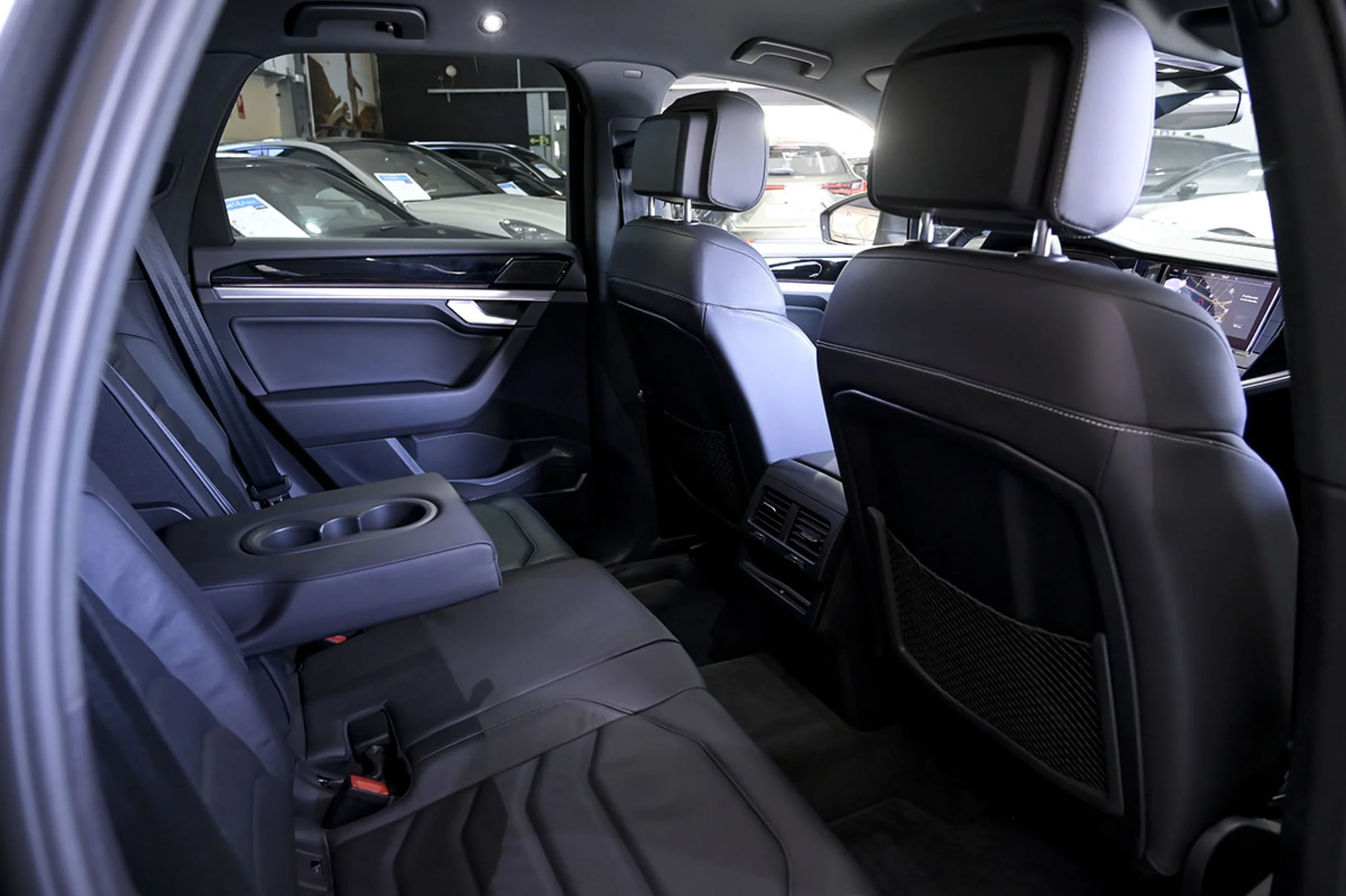 Volkswagen Touareg Prem Eleg 3.0 V6 TDI 210kW Tip 4M - Foto 15