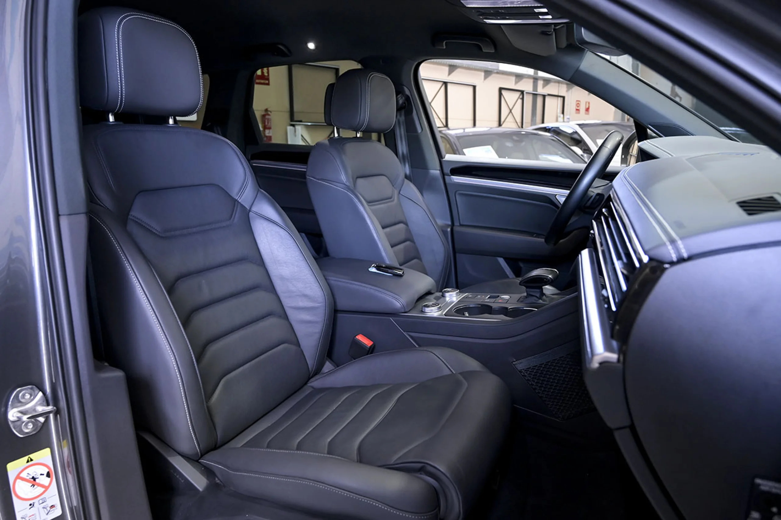 Volkswagen Touareg Prem Eleg 3.0 V6 TDI 210kW Tip 4M - Foto 34