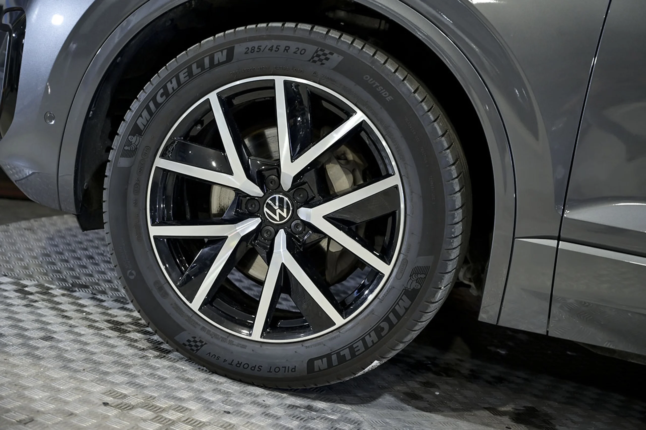 Volkswagen Touareg Prem Eleg 3.0 V6 TDI 210kW Tip 4M - Foto 14