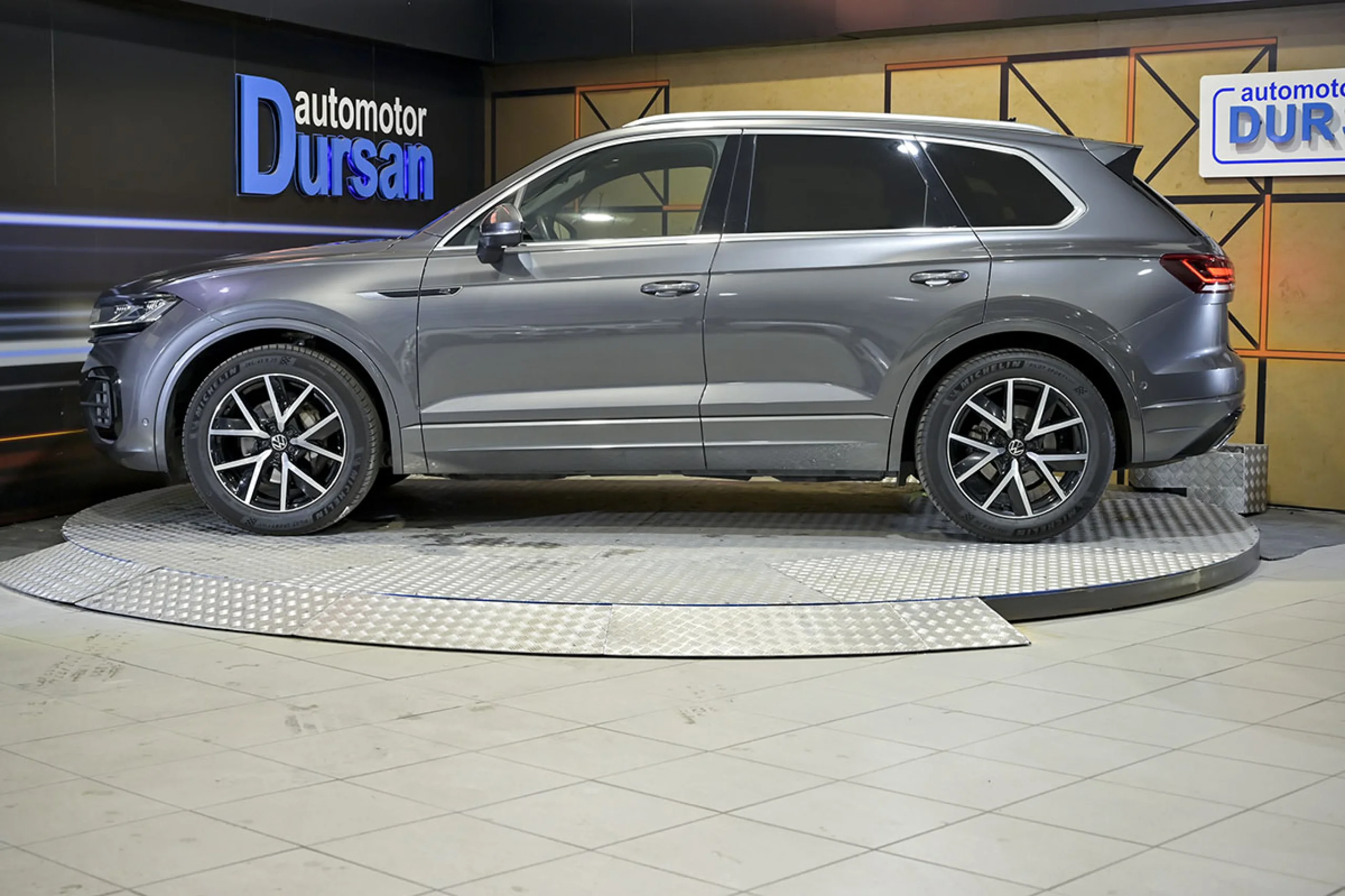 Volkswagen Touareg Prem Eleg 3.0 V6 TDI 210kW Tip 4M - Foto 19