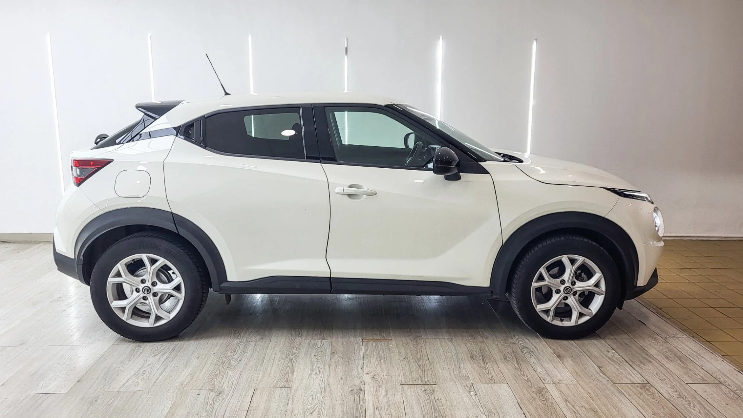 Nissan Juke DIGT 84 kW 114 CV 6MT Acenta - Foto 15