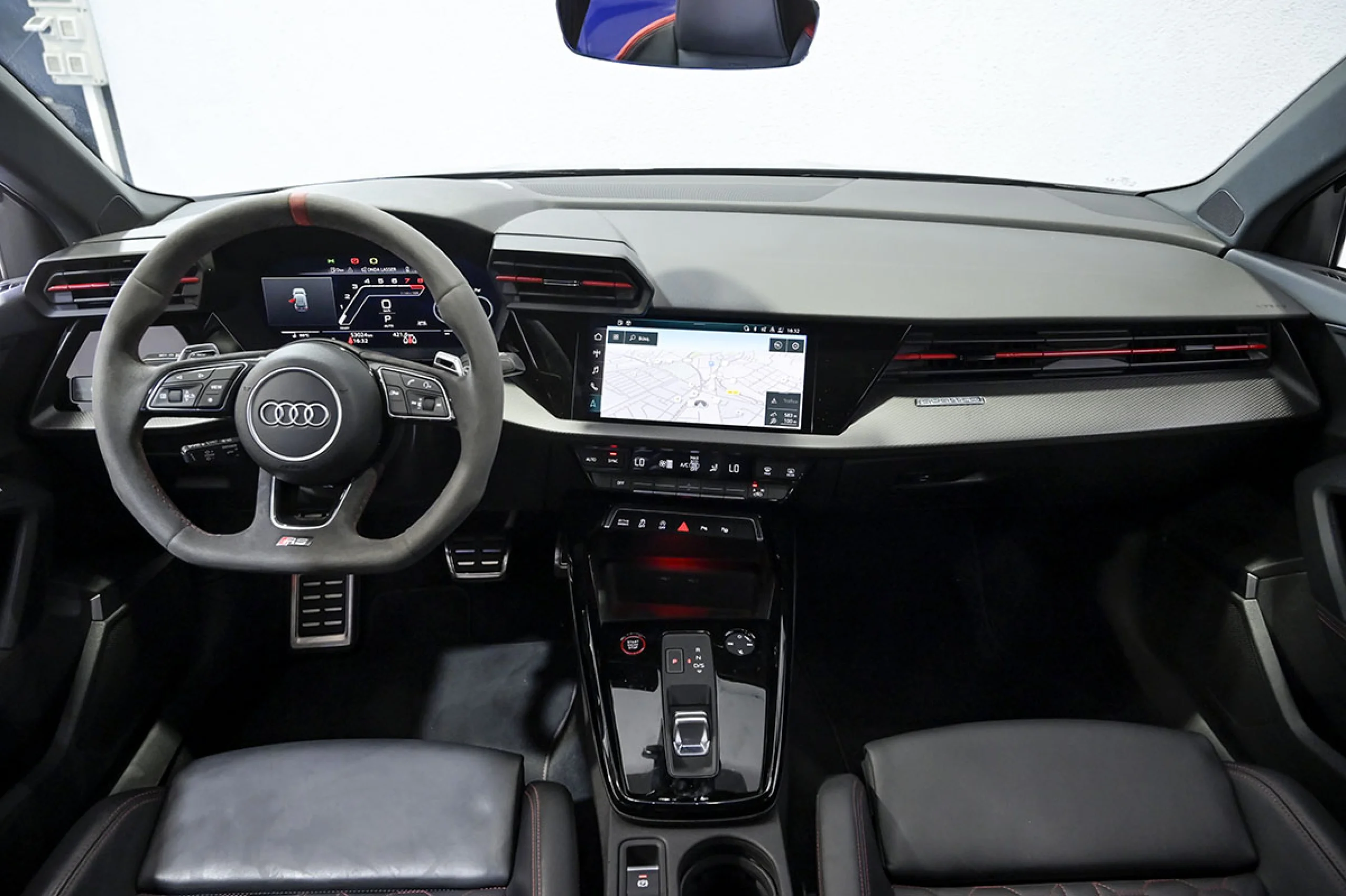 Audi RS3 A3 RS3 Sportback TFSI 294kW quattro S tron - Foto 7
