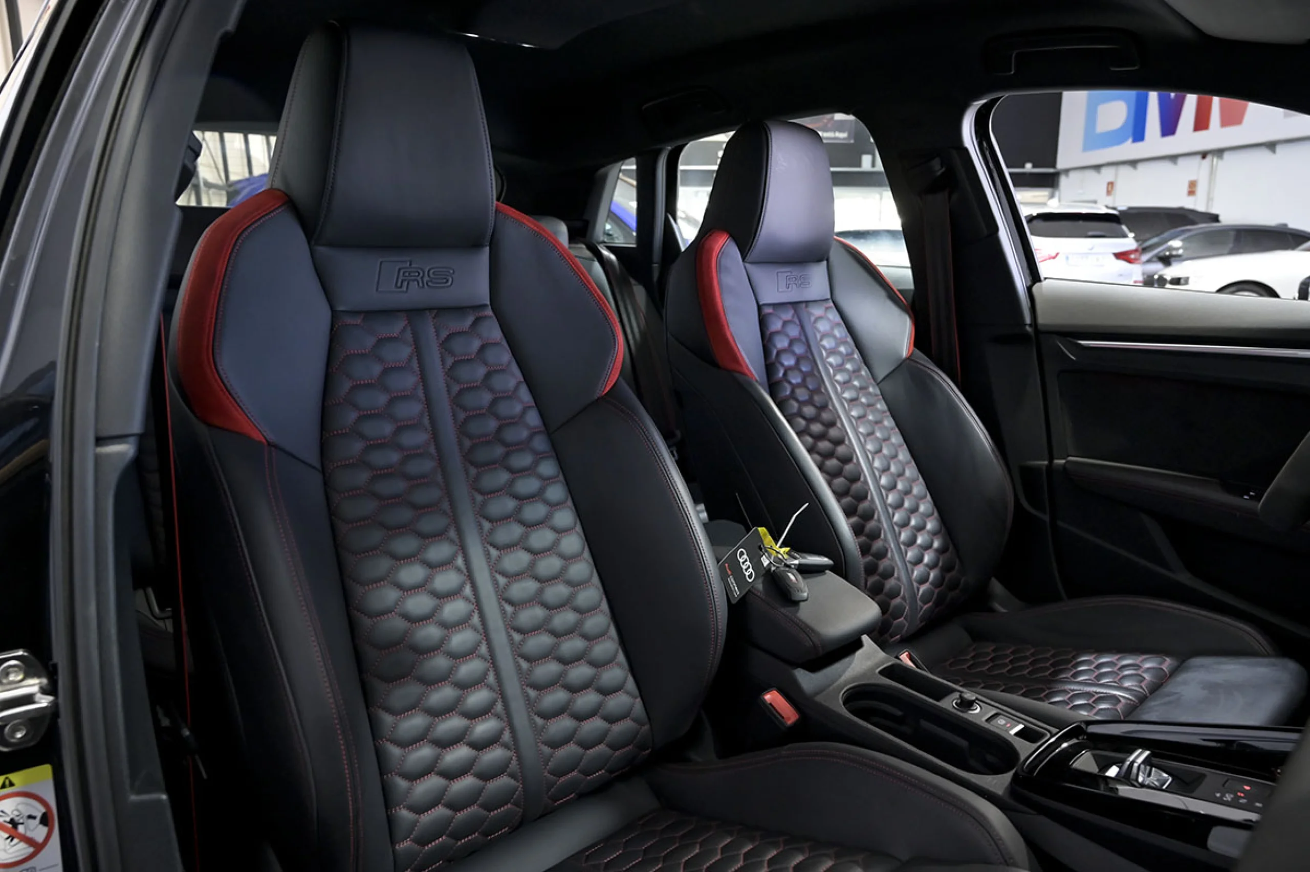 Audi RS3 A3 RS3 Sportback TFSI 294kW quattro S tron - Foto 24