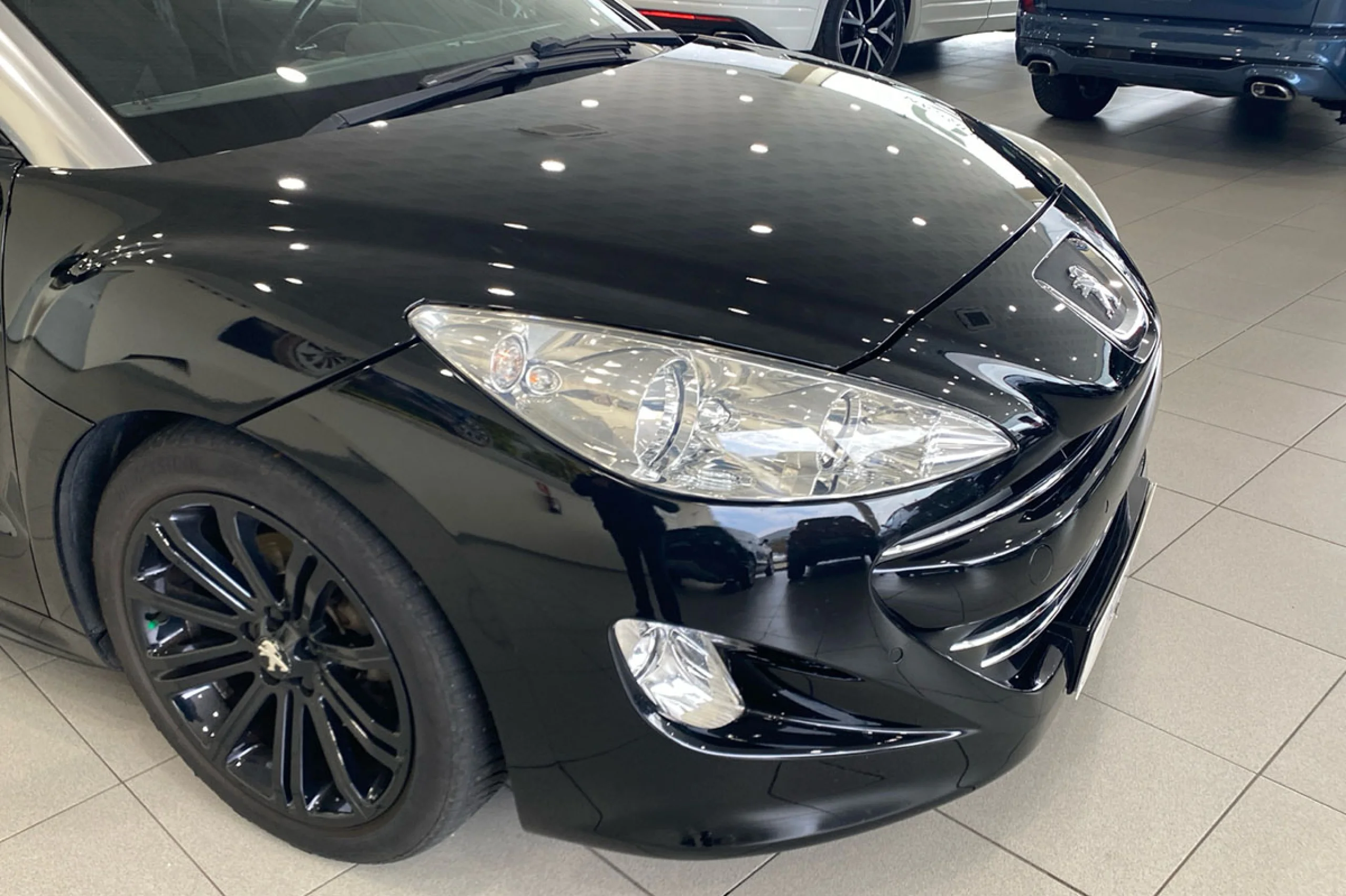 Peugeot RCZ 2.0 HDi 163cv - Foto 18