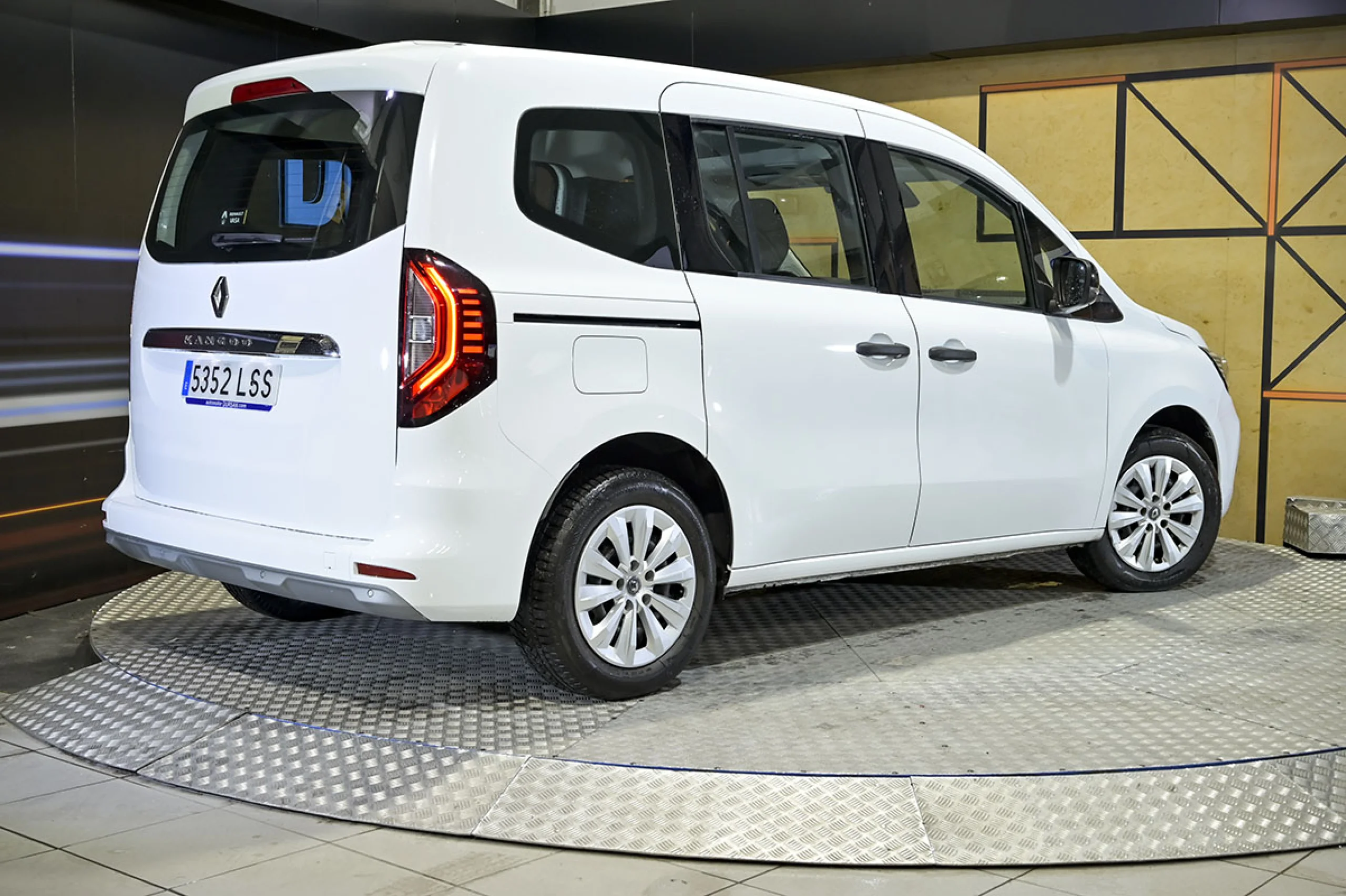 Renault Kangoo Combi Life Edition One 1.5 Blue dCi 70kW95CV - Foto 5