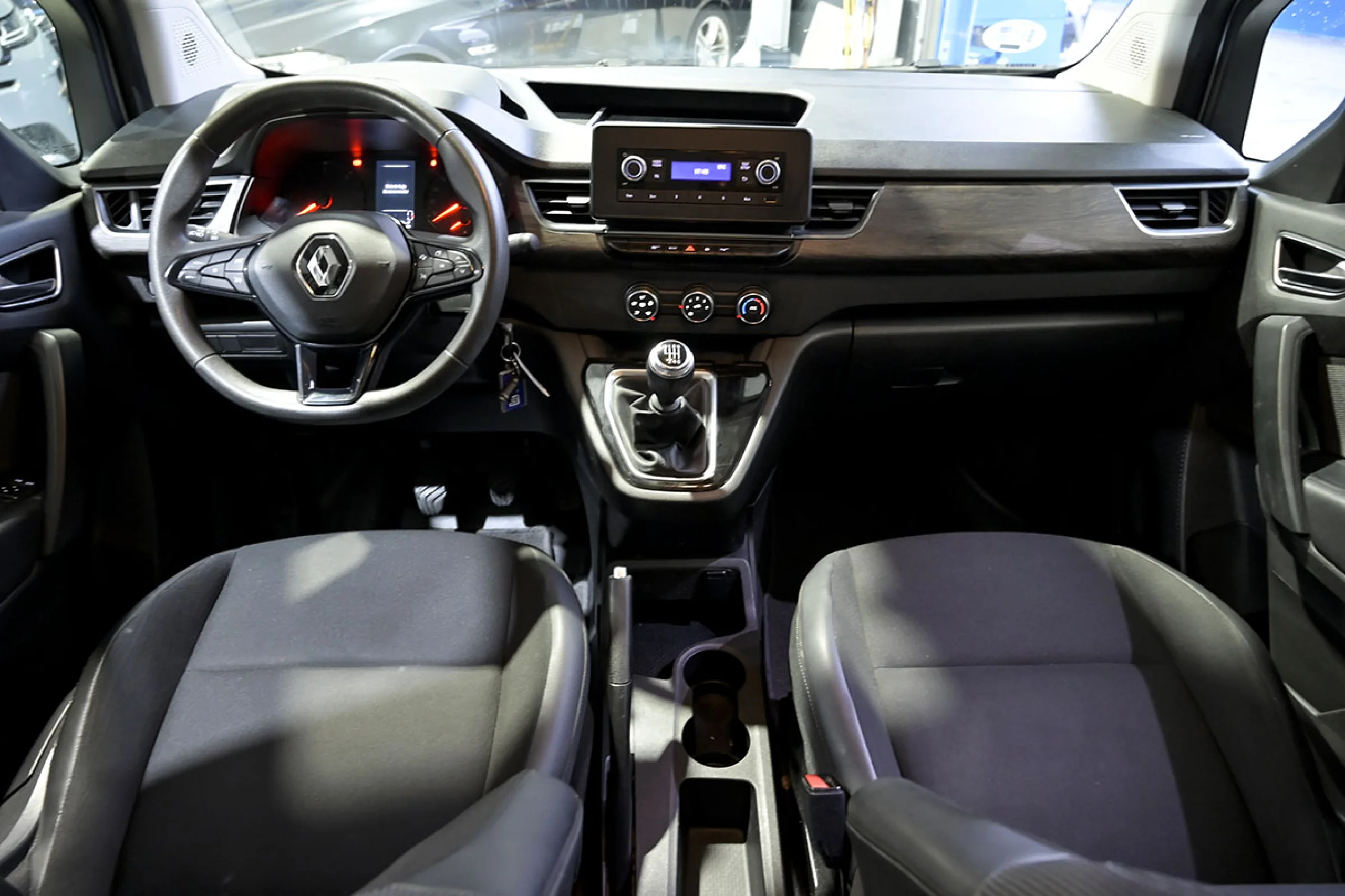 Renault Kangoo Combi Life Edition One 1.5 Blue dCi 70kW95CV - Foto 8