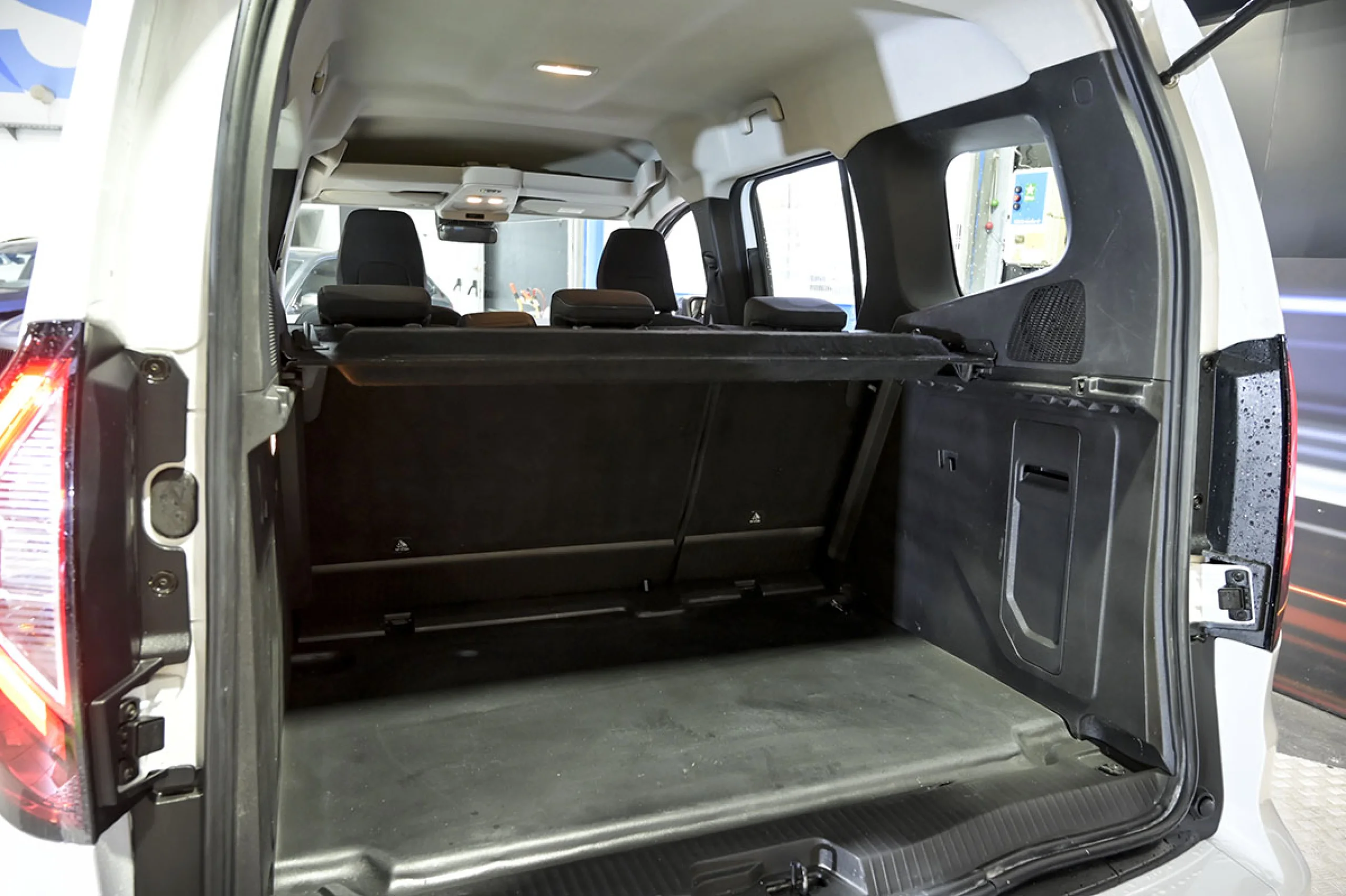 Renault Kangoo Combi Life Edition One 1.5 Blue dCi 70kW95CV - Foto 13