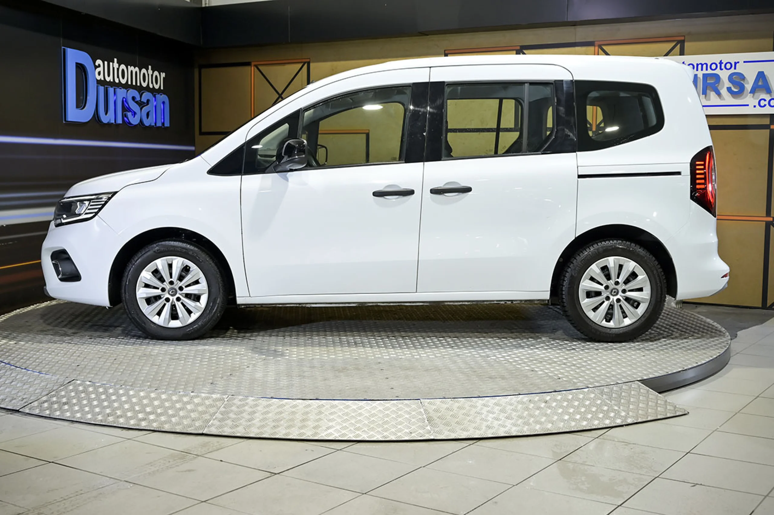 Renault Kangoo Combi Life Edition One 1.5 Blue dCi 70kW95CV - Foto 19