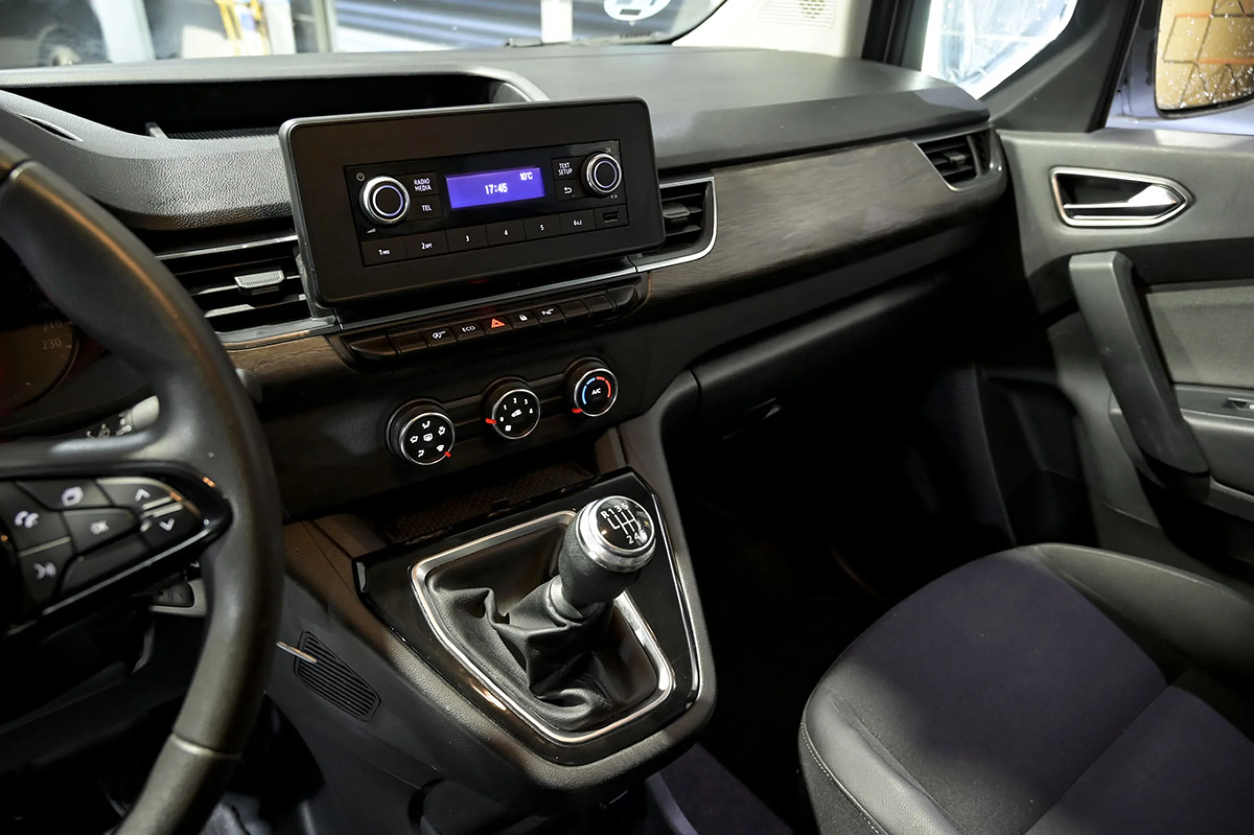 Renault Kangoo Combi Life Edition One 1.5 Blue dCi 70kW95CV - Foto 29