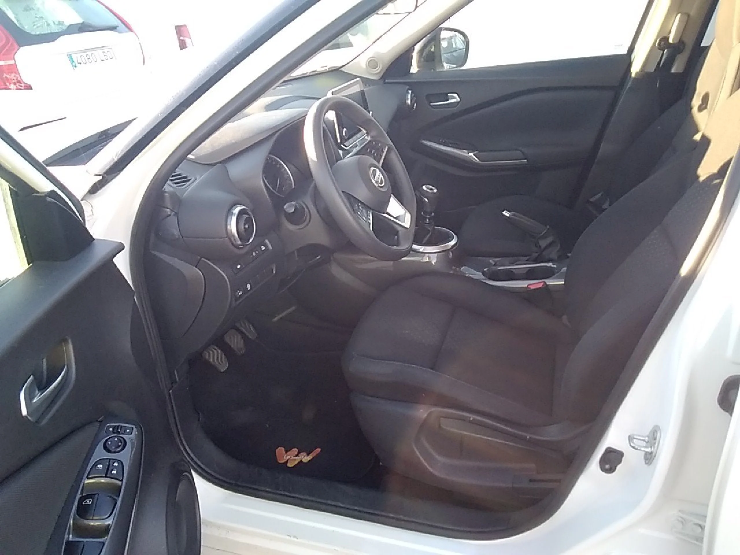 Nissan Juke DIG-T 84 kW (114 CV) 6M/T Acenta - Foto 7