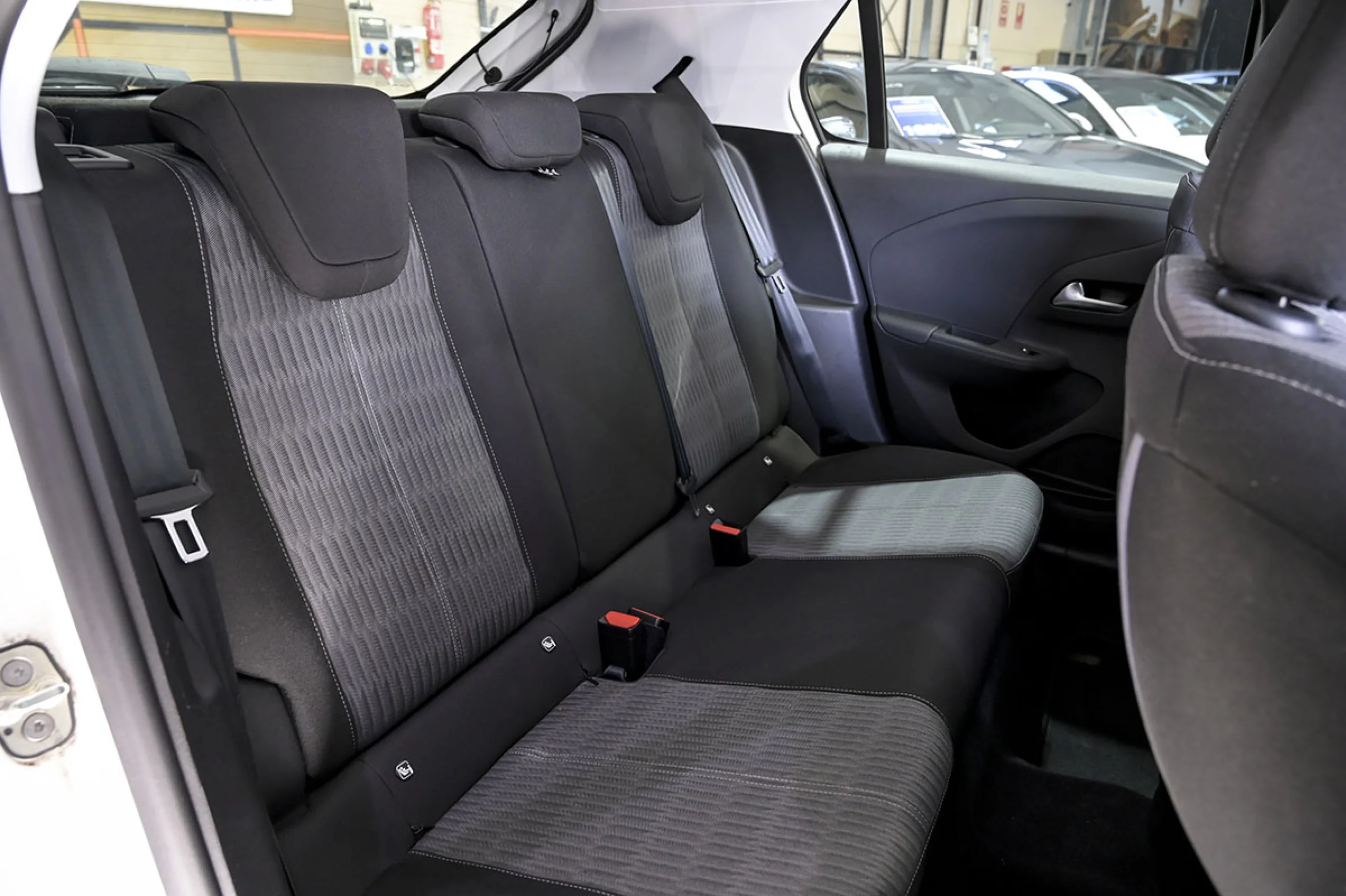 Opel Corsa 1.2T XHL 74kW 100CV Edition - Foto 18