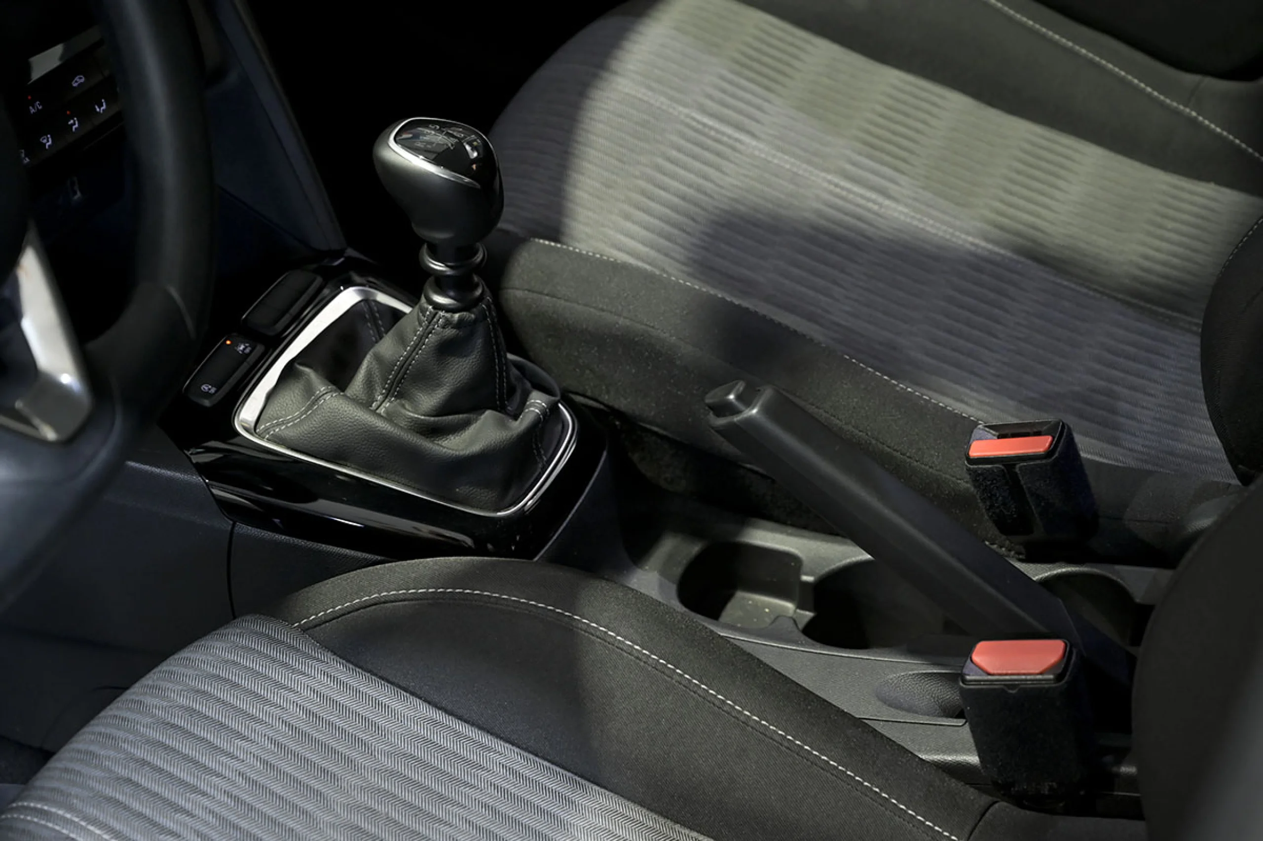 Opel Corsa 1.2T XHL 74kW 100CV Edition - Foto 32