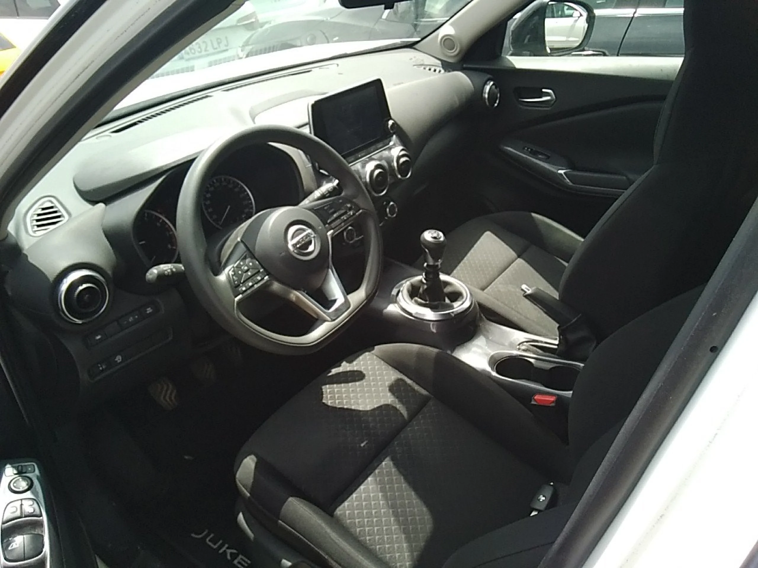 Nissan Juke DIG-T 84 kW (114 CV) 6M/T Acenta - Foto 7