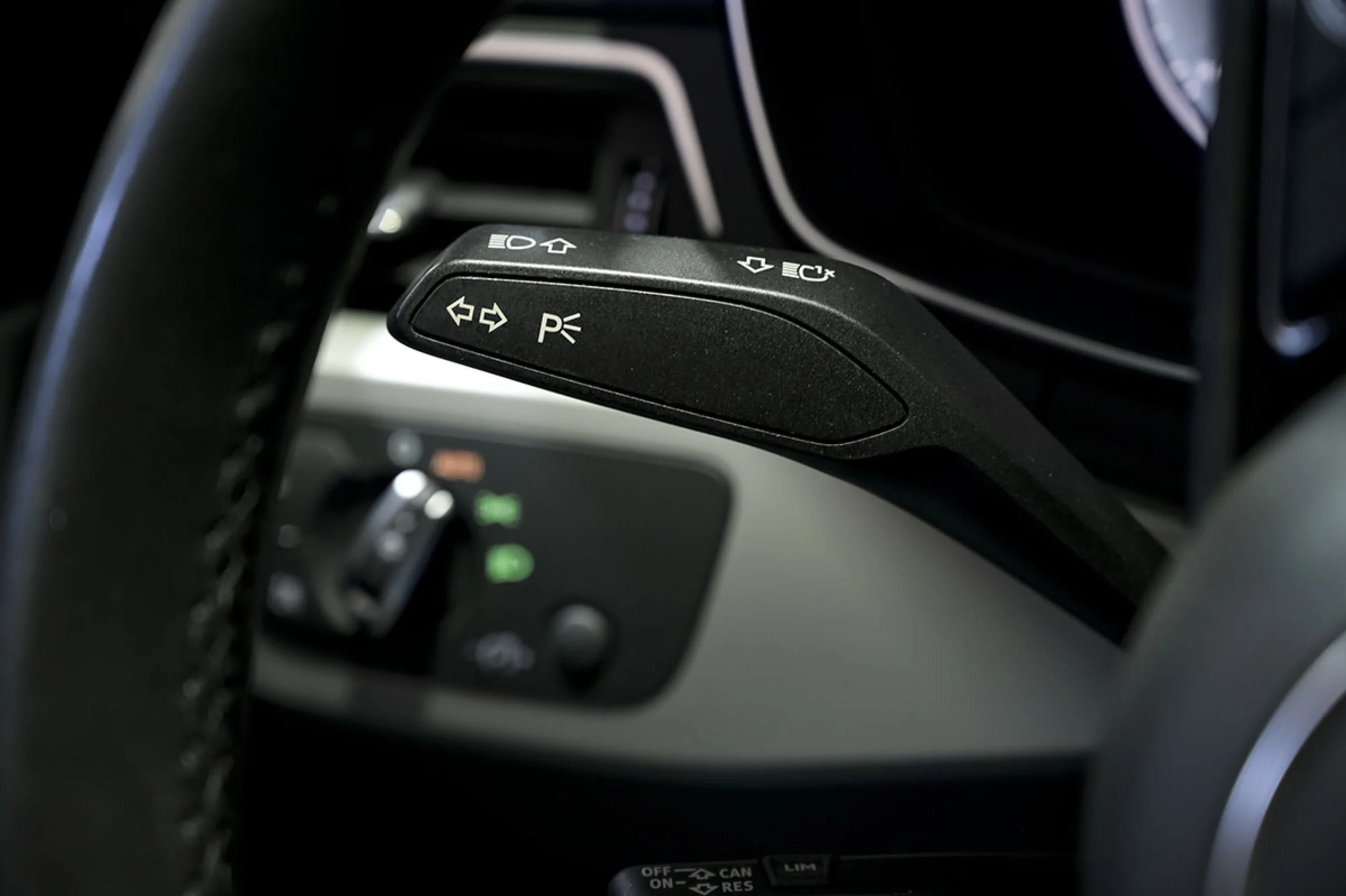 Audi A4 Advanced 30 TDI 100kW 136CV S tronic - Foto 23