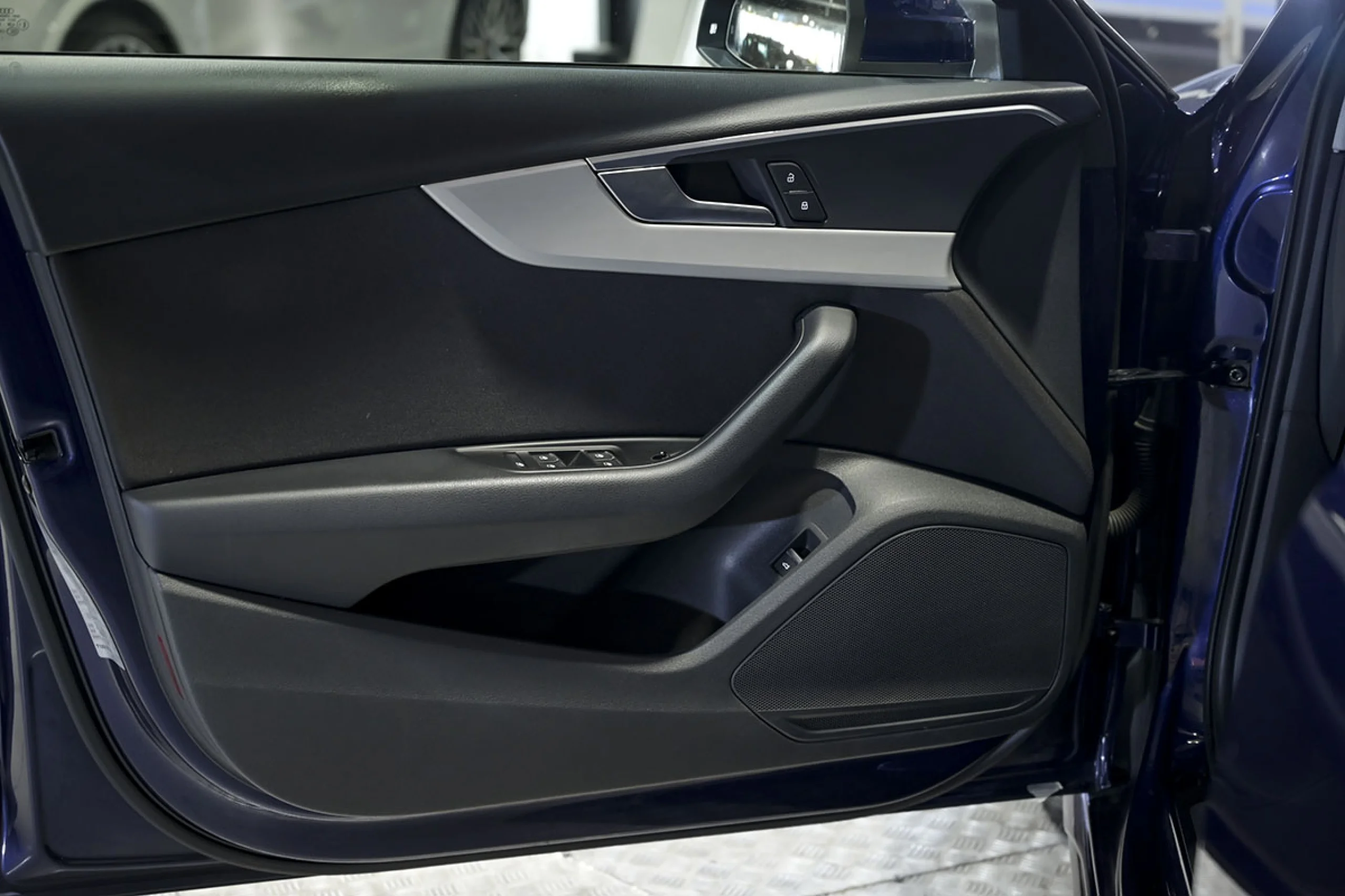 Audi A4 Advanced 30 TDI 100kW 136CV S tronic - Foto 20