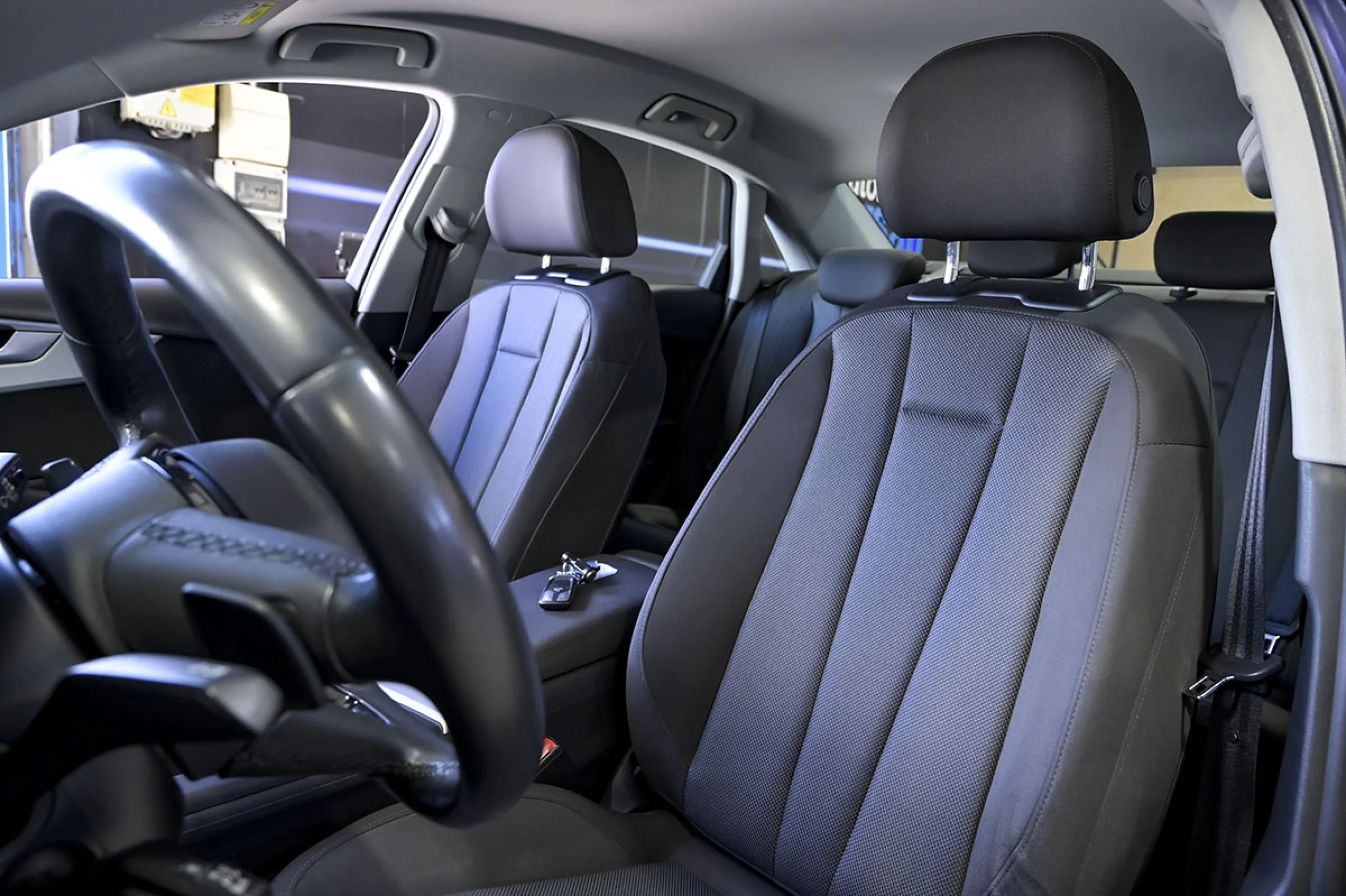 Audi A4 Advanced 30 TDI 100kW 136CV S tronic - Foto 9