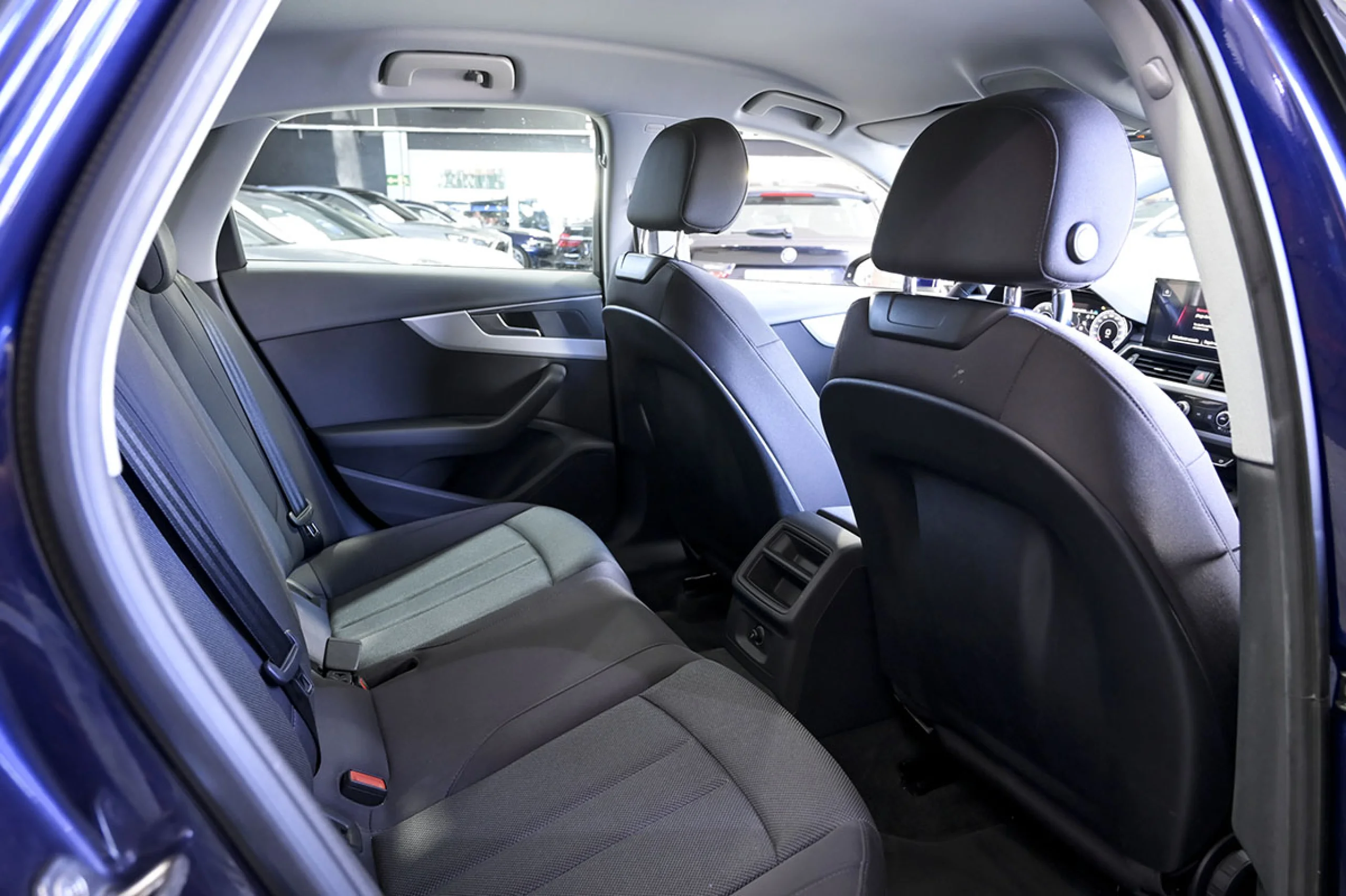 Audi A4 Advanced 30 TDI 100kW 136CV S tronic - Foto 14