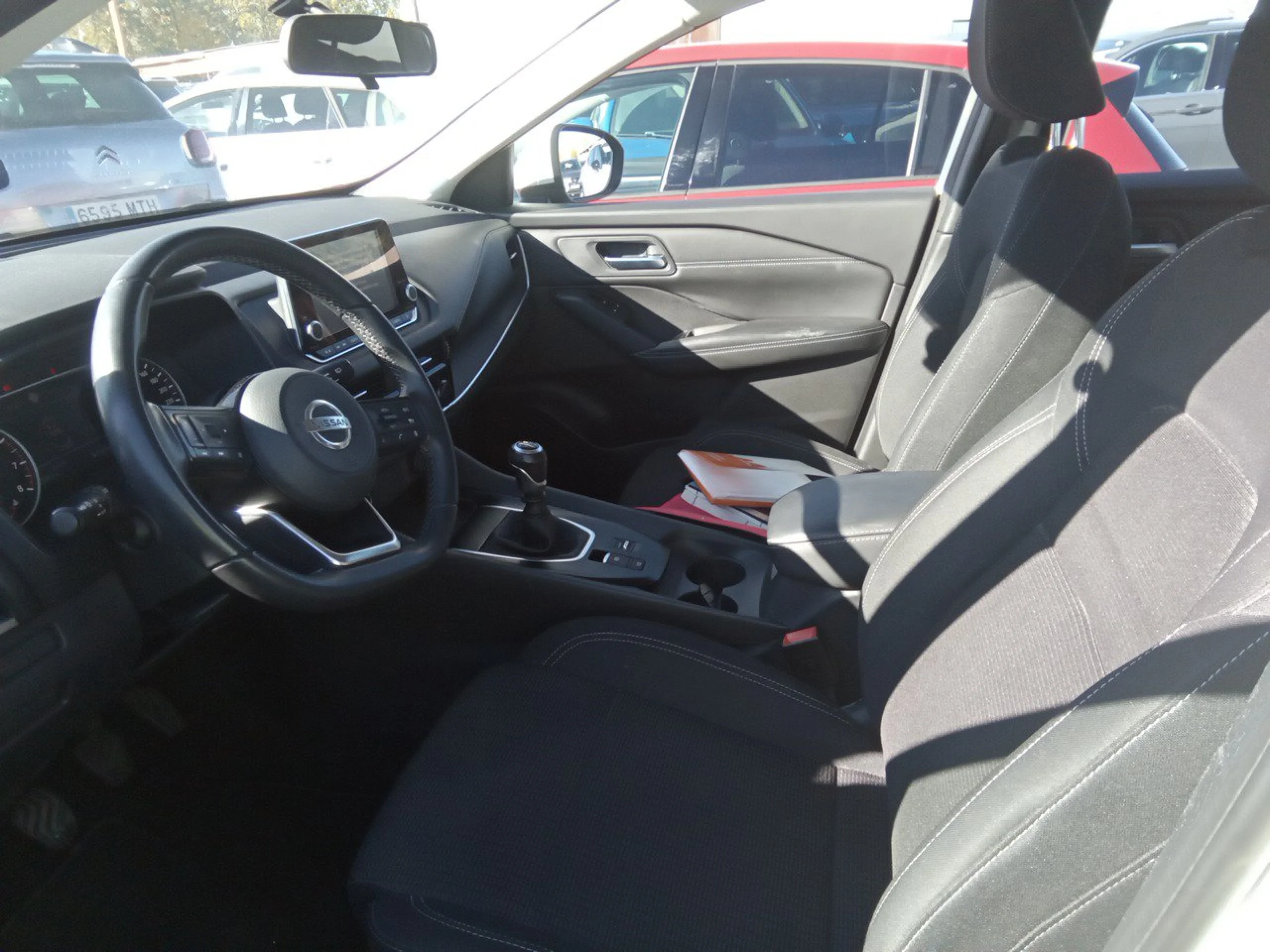 Nissan Qashqai DIG-T 103kW (140CV) mHEV 4x2 Acenta - Foto 7