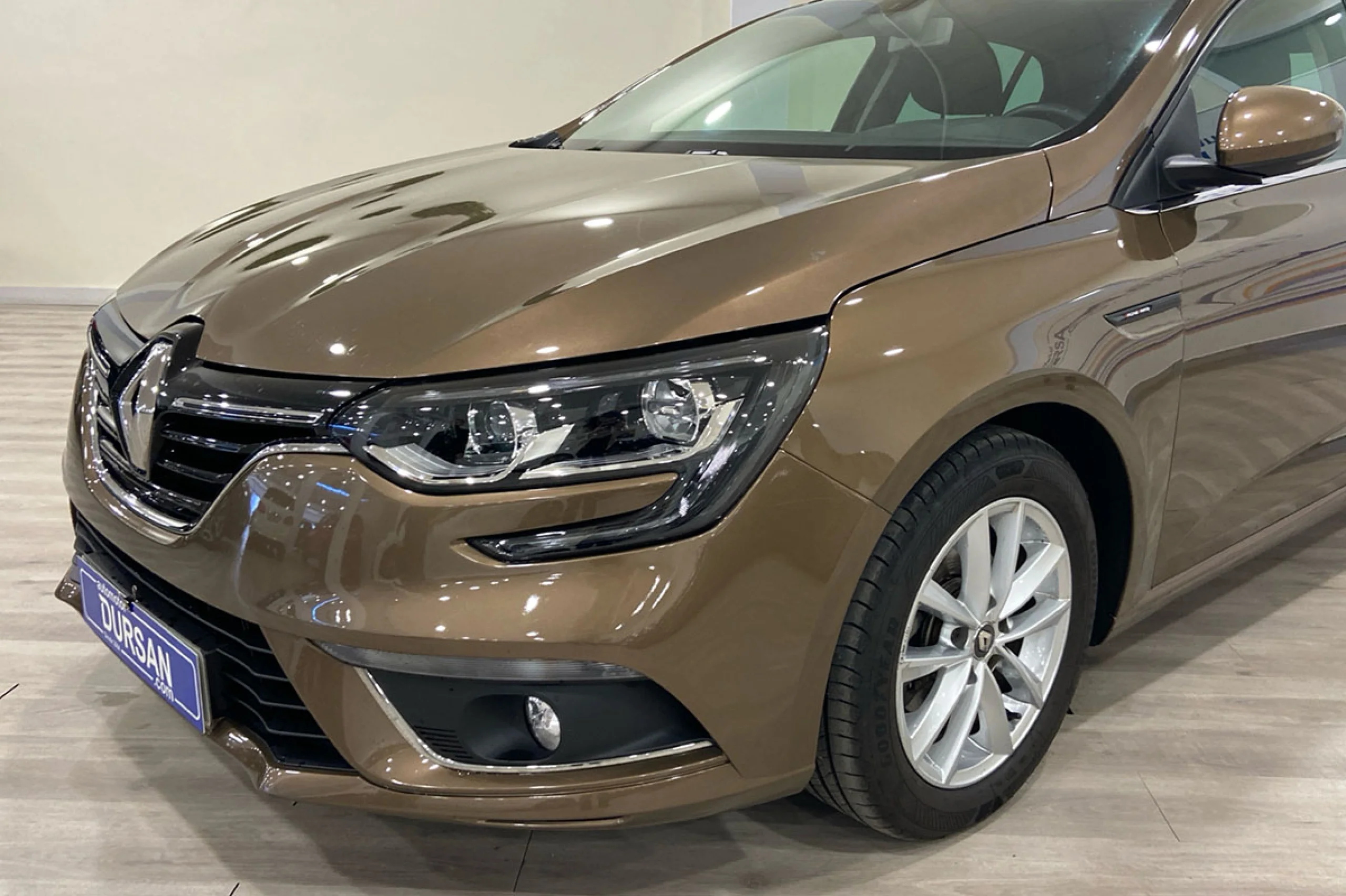 Renault Megane Mégane Limited Energy TCe 97kW 130CV - Foto 18