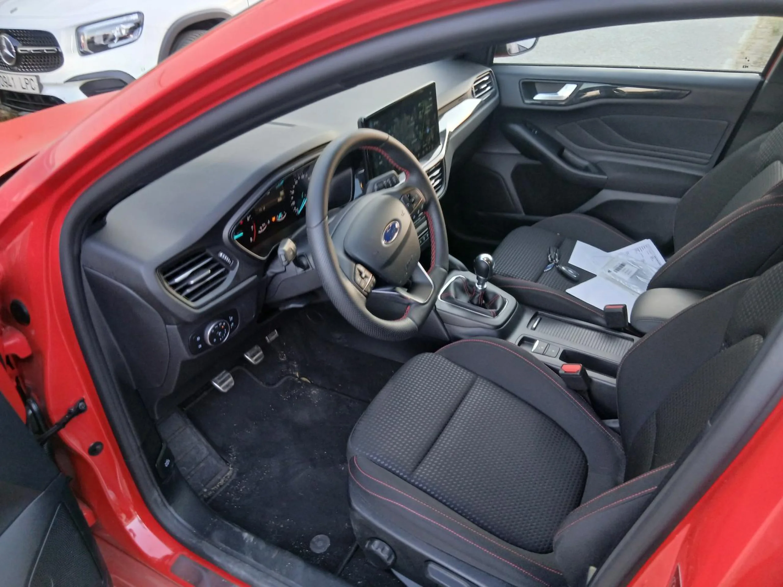 Ford Focus ST-Line 1.0T EcoBoost mHEV 92kW (125CV) - Foto 5