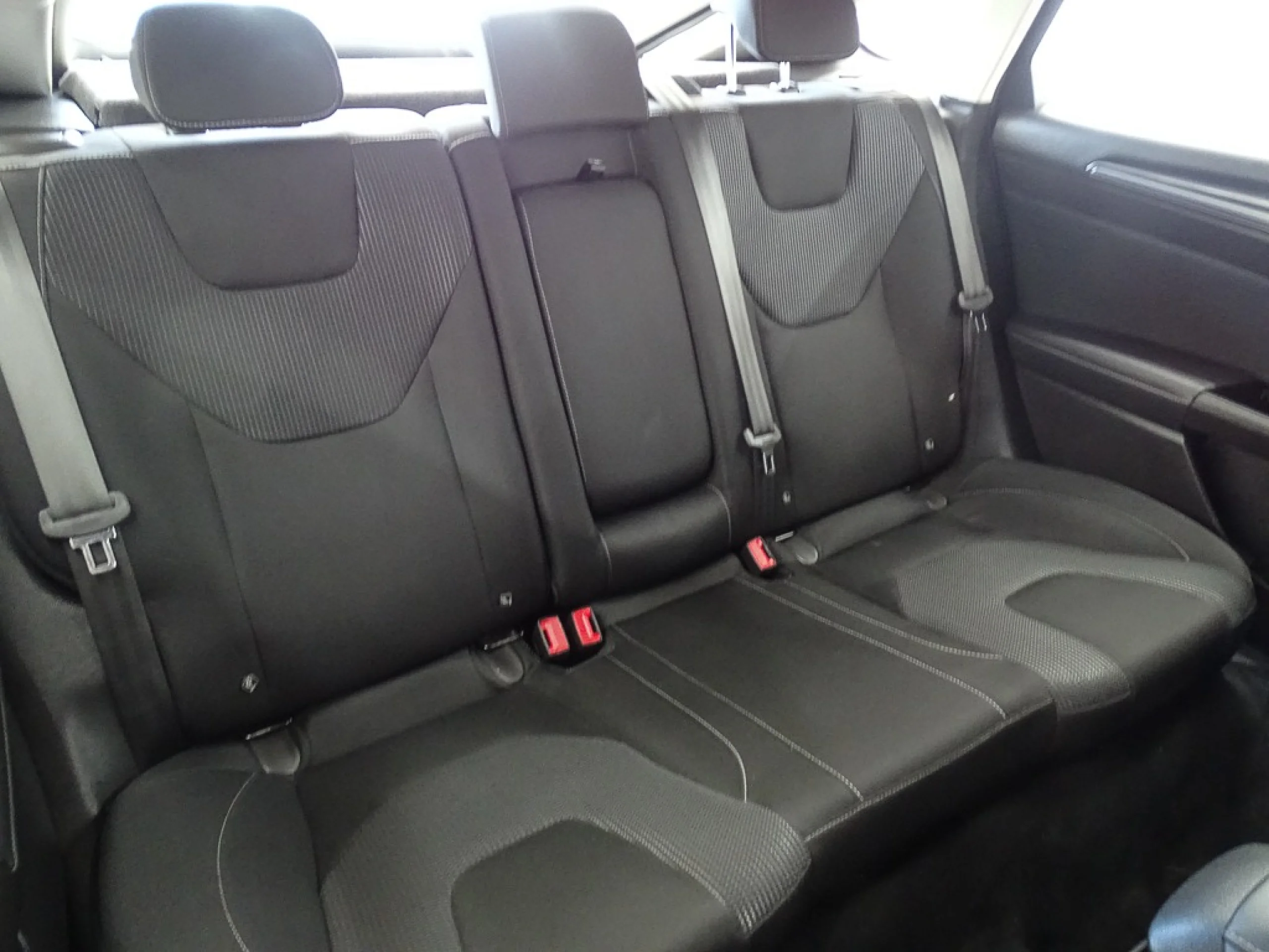 Ford Mondeo 2.0 TDCi 110kW 150CV Business - Foto 16