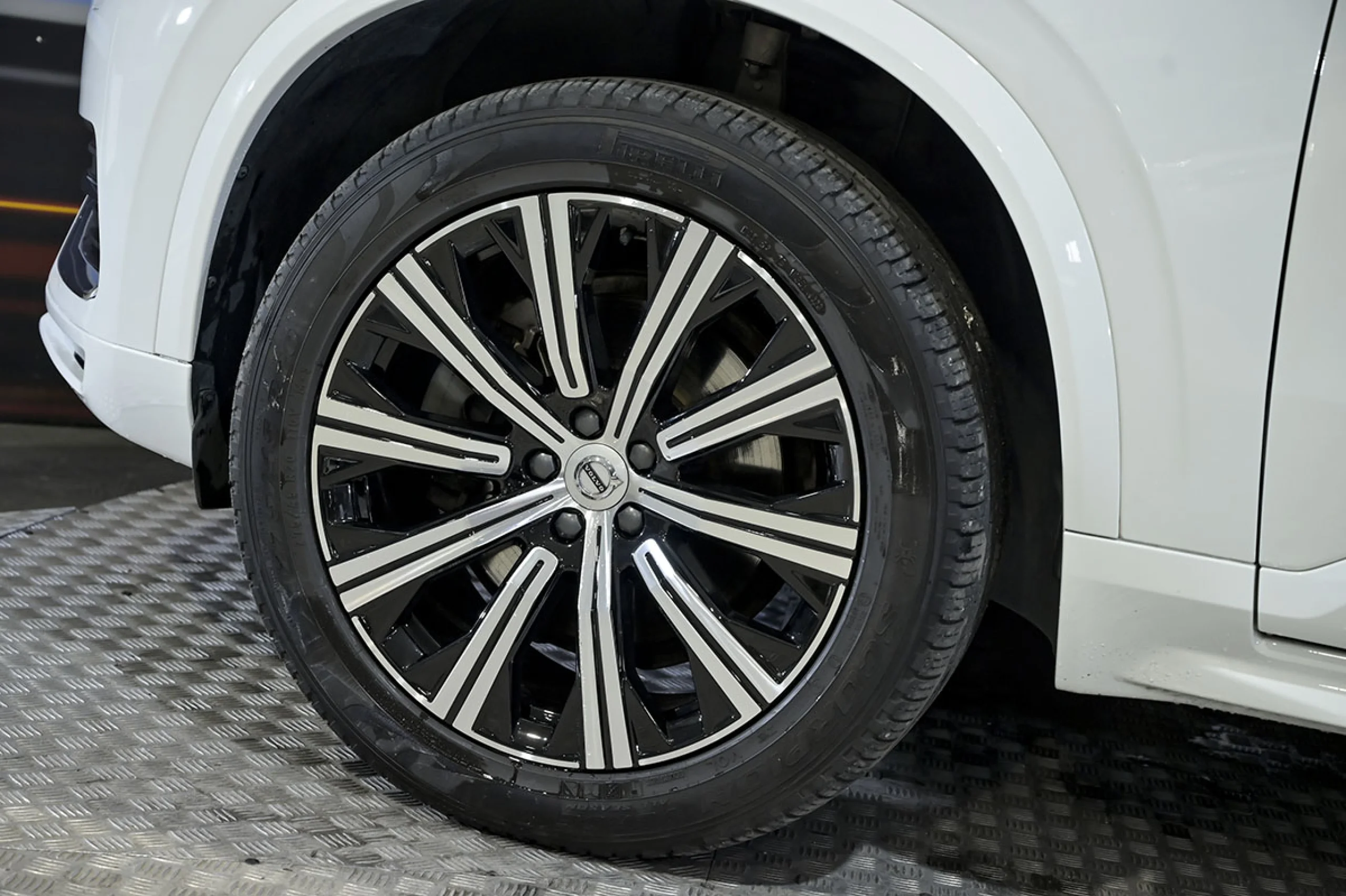 Volvo XC 90 XC90 2.0 B5 D AWD Inscription Auto - Foto 14