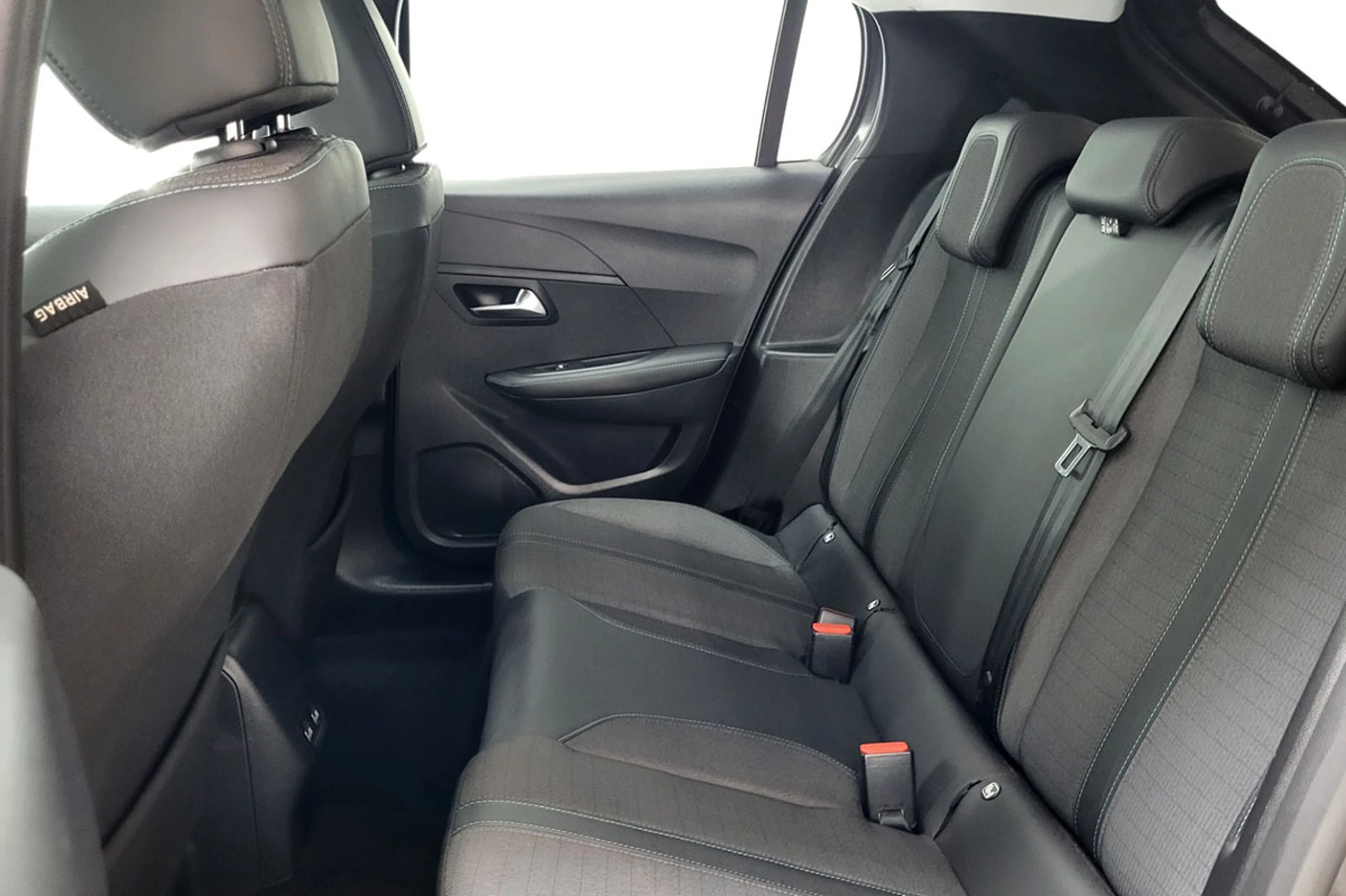 Peugeot 208 Allure Puretech 100 - Foto 12