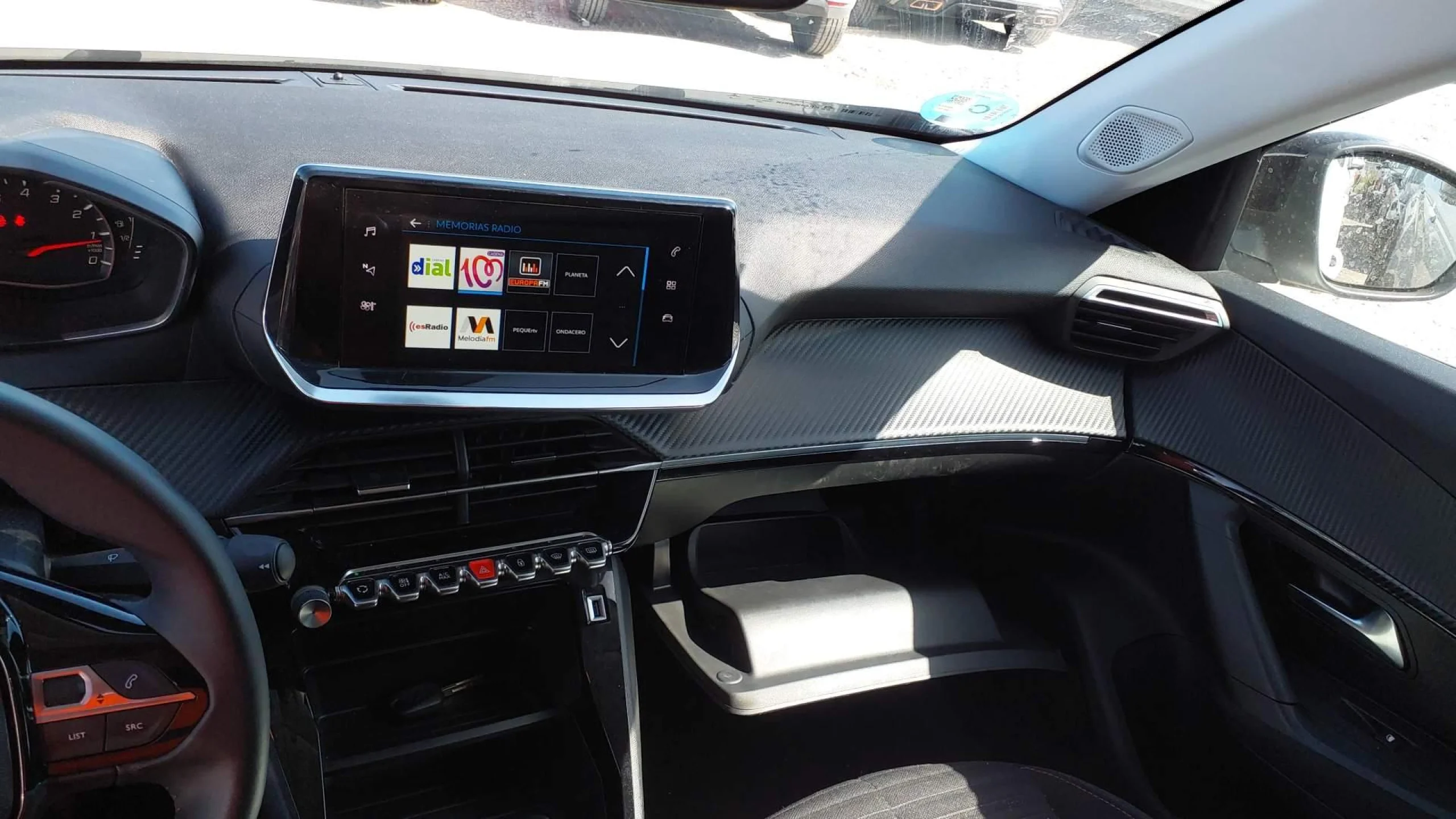 Peugeot 2008 Active Pack BlueHDI 81kW (110CV) - Foto 8